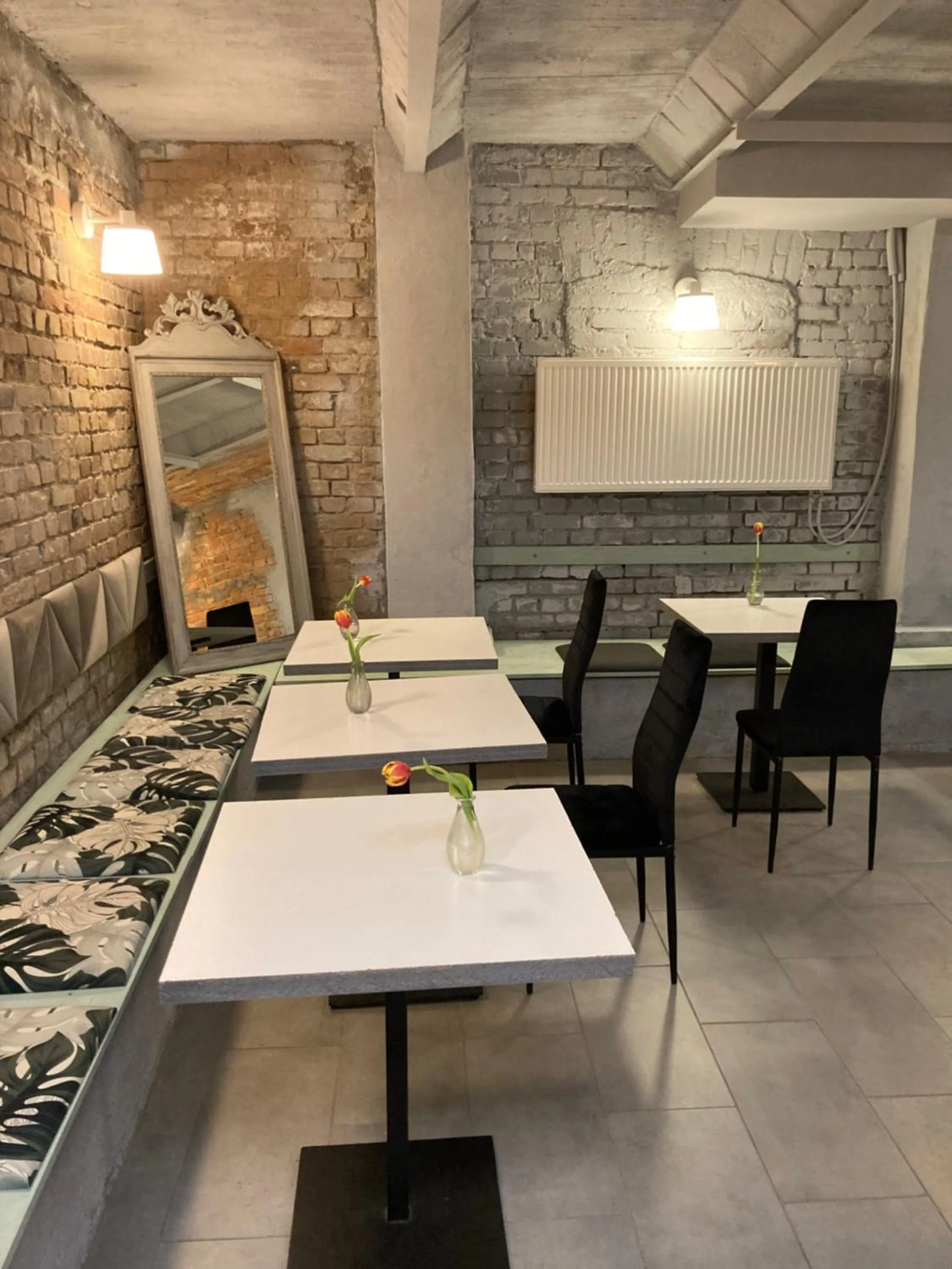 Breakfast in Villa Italiana pokoje z prywatnymi łazienkami & Odnowa Biologiczna