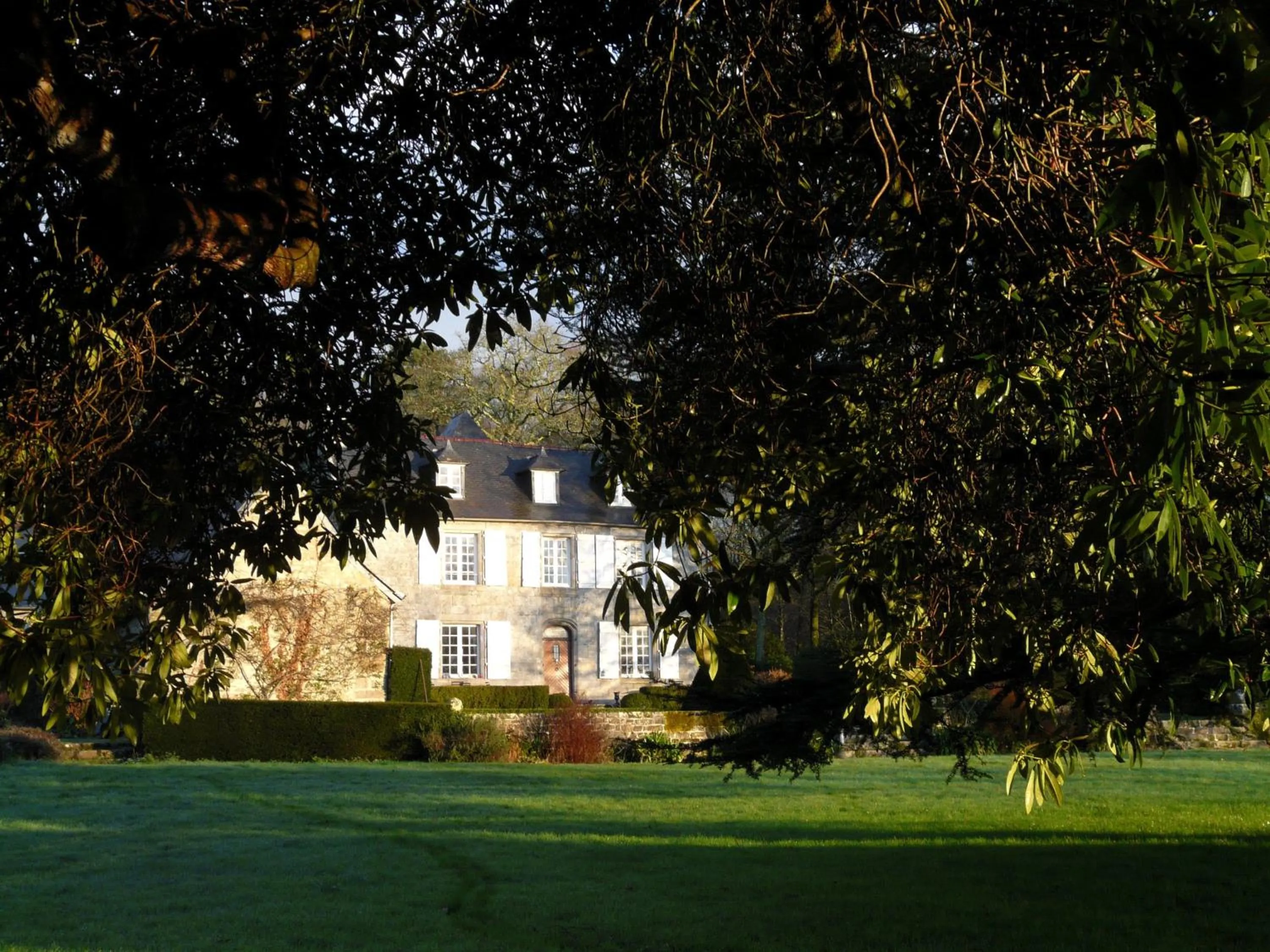 Facade/entrance in Manoir Tregont Mab