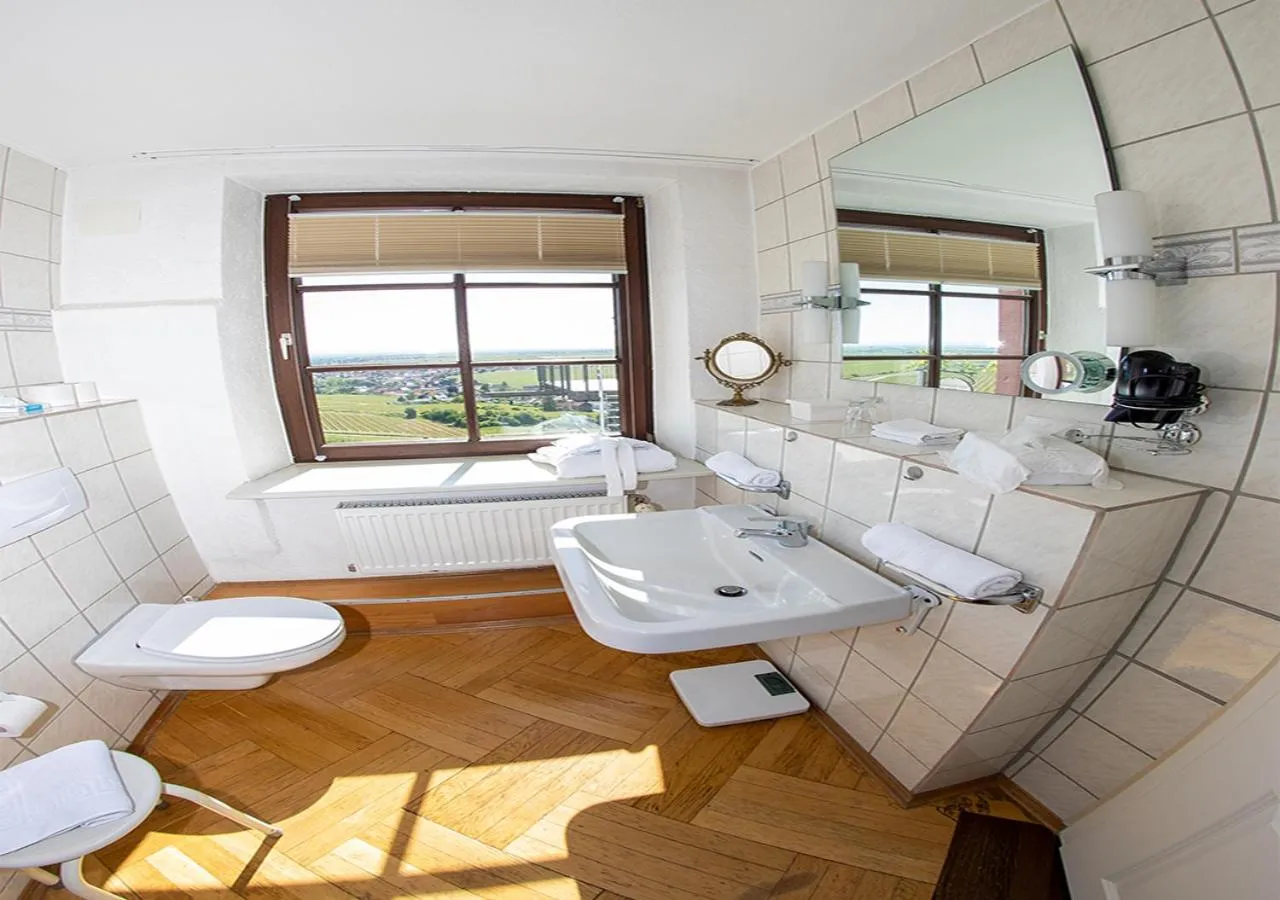 Bathroom in Hotel Zum Burggraf