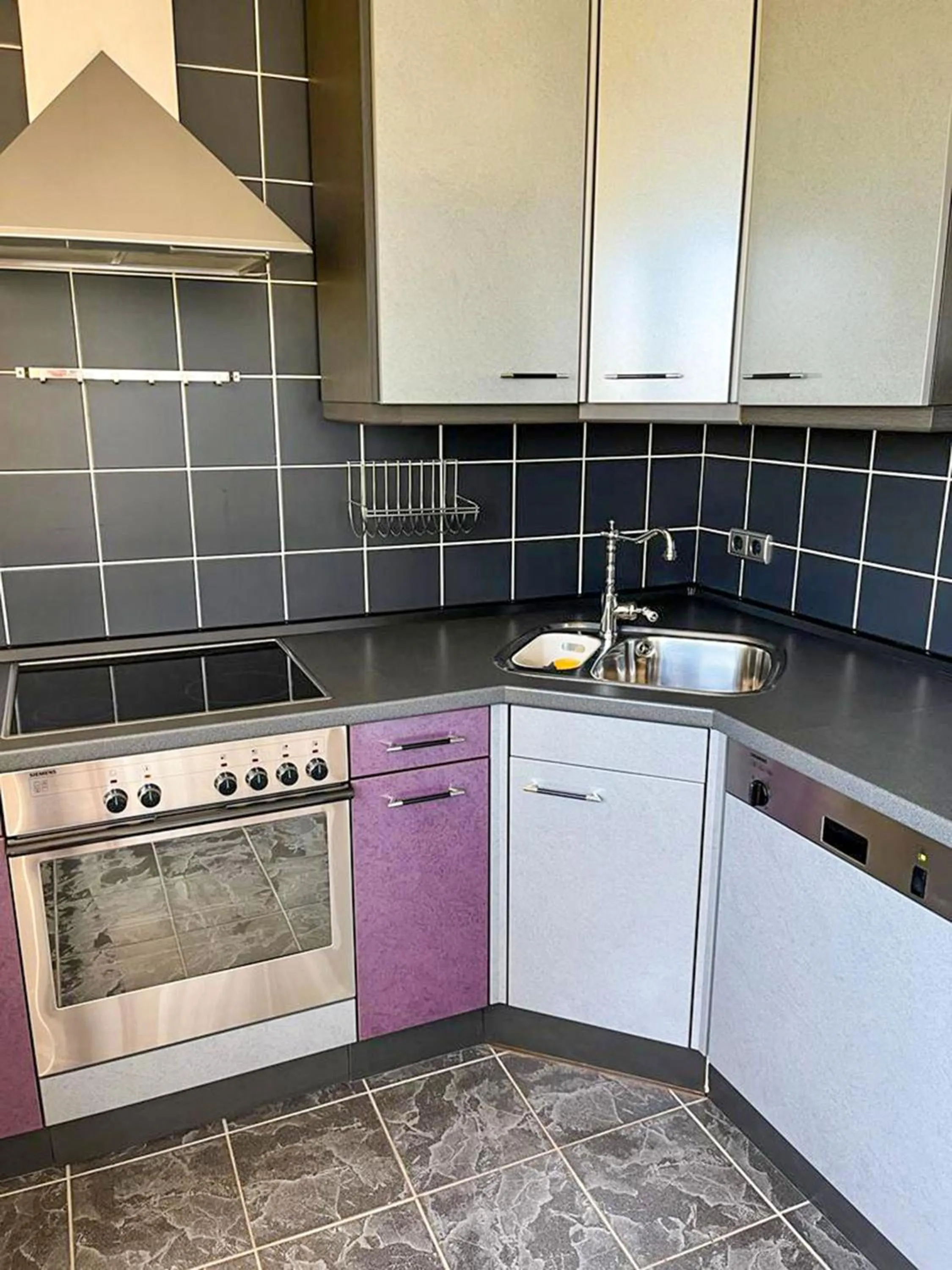 Kitchen or kitchenette in Hotel Zum Burggraf