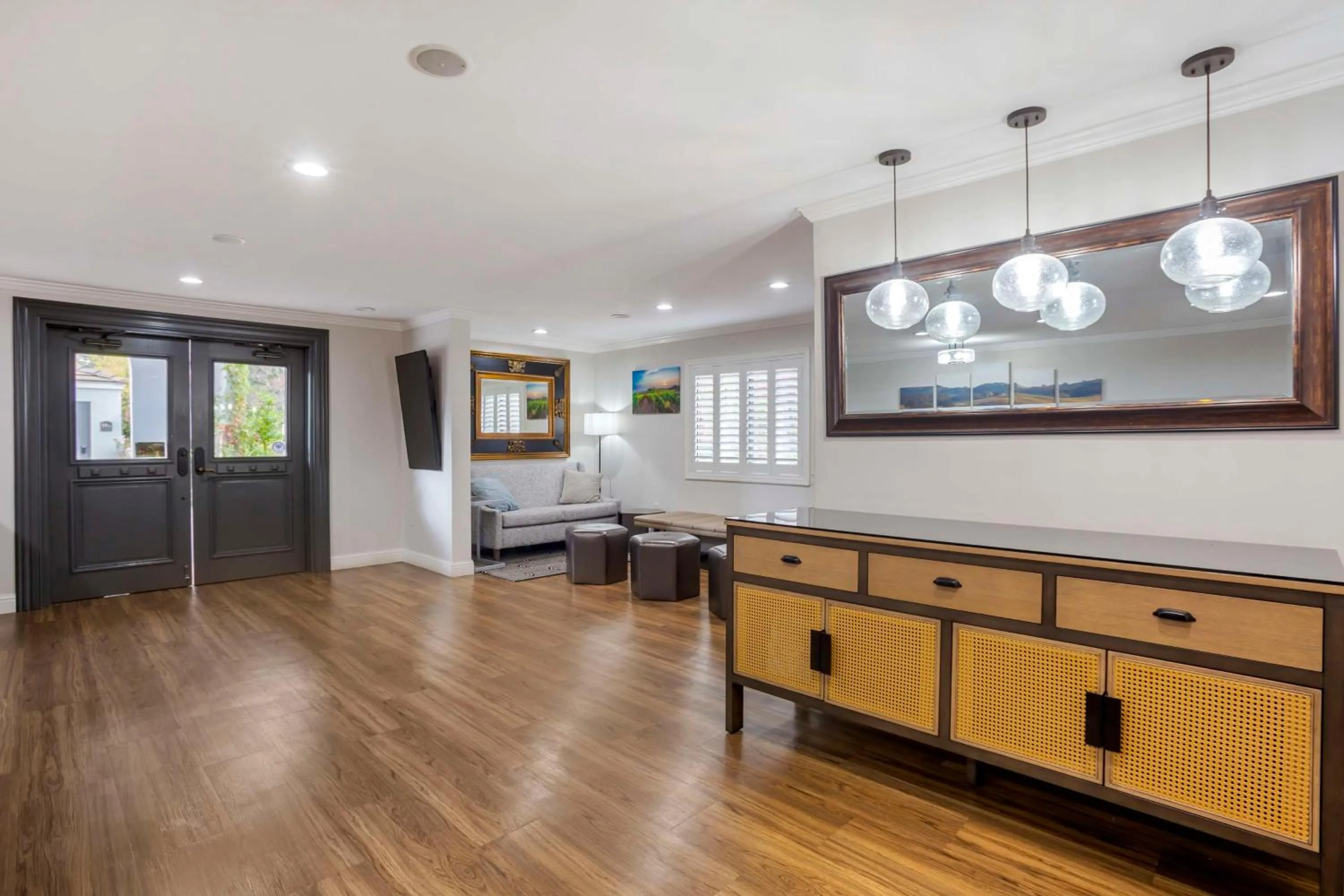 Lobby or reception in Best Western Dry Creek Inn