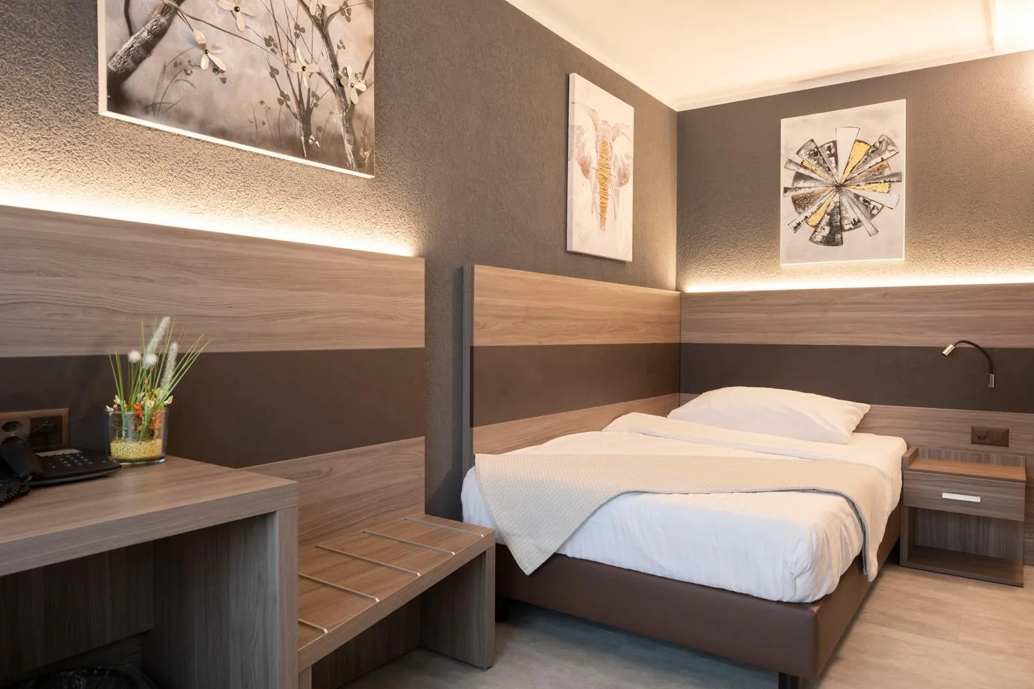 Bed in Hotel Bahnhof Zollikofen