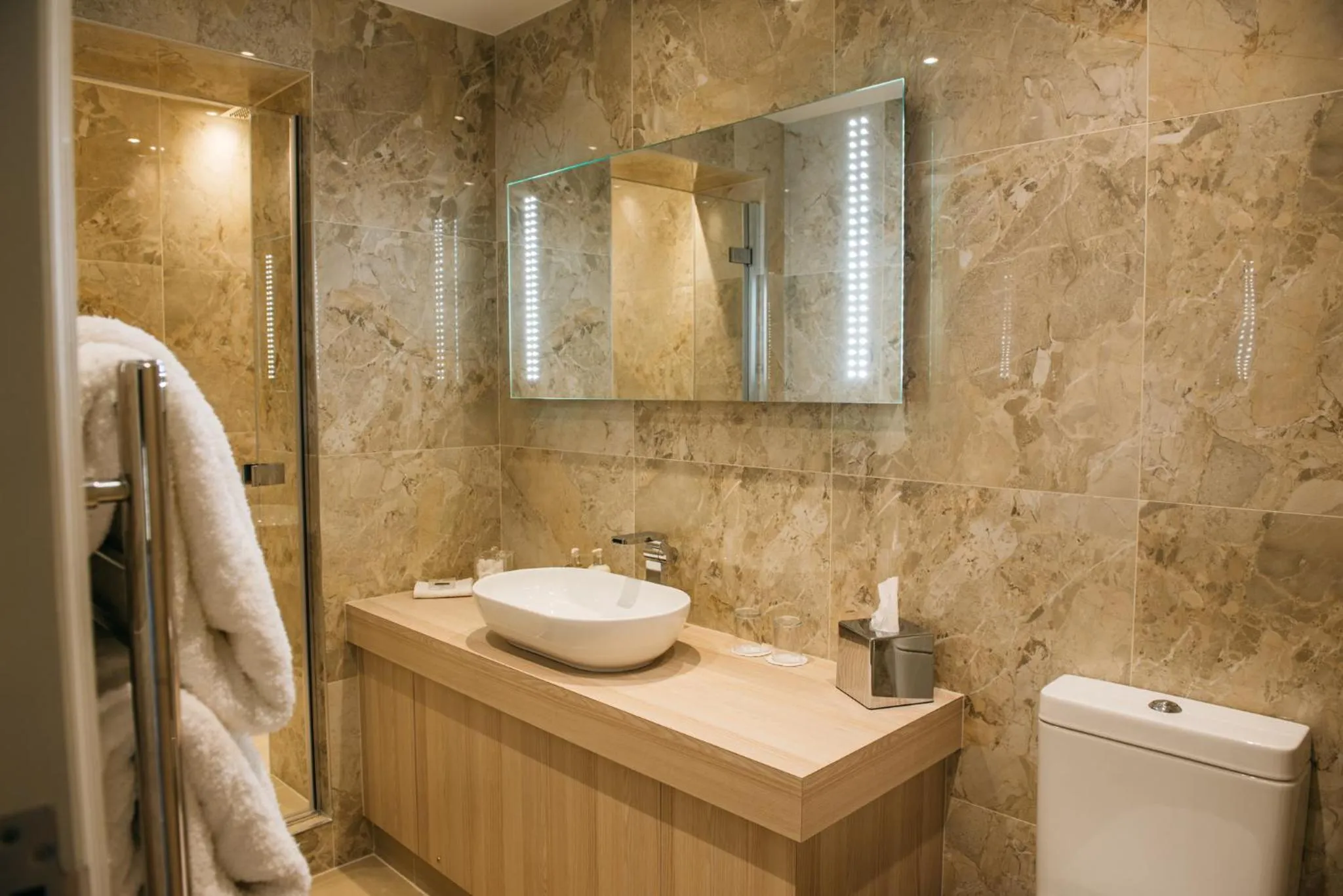 Shower in The Dean Court