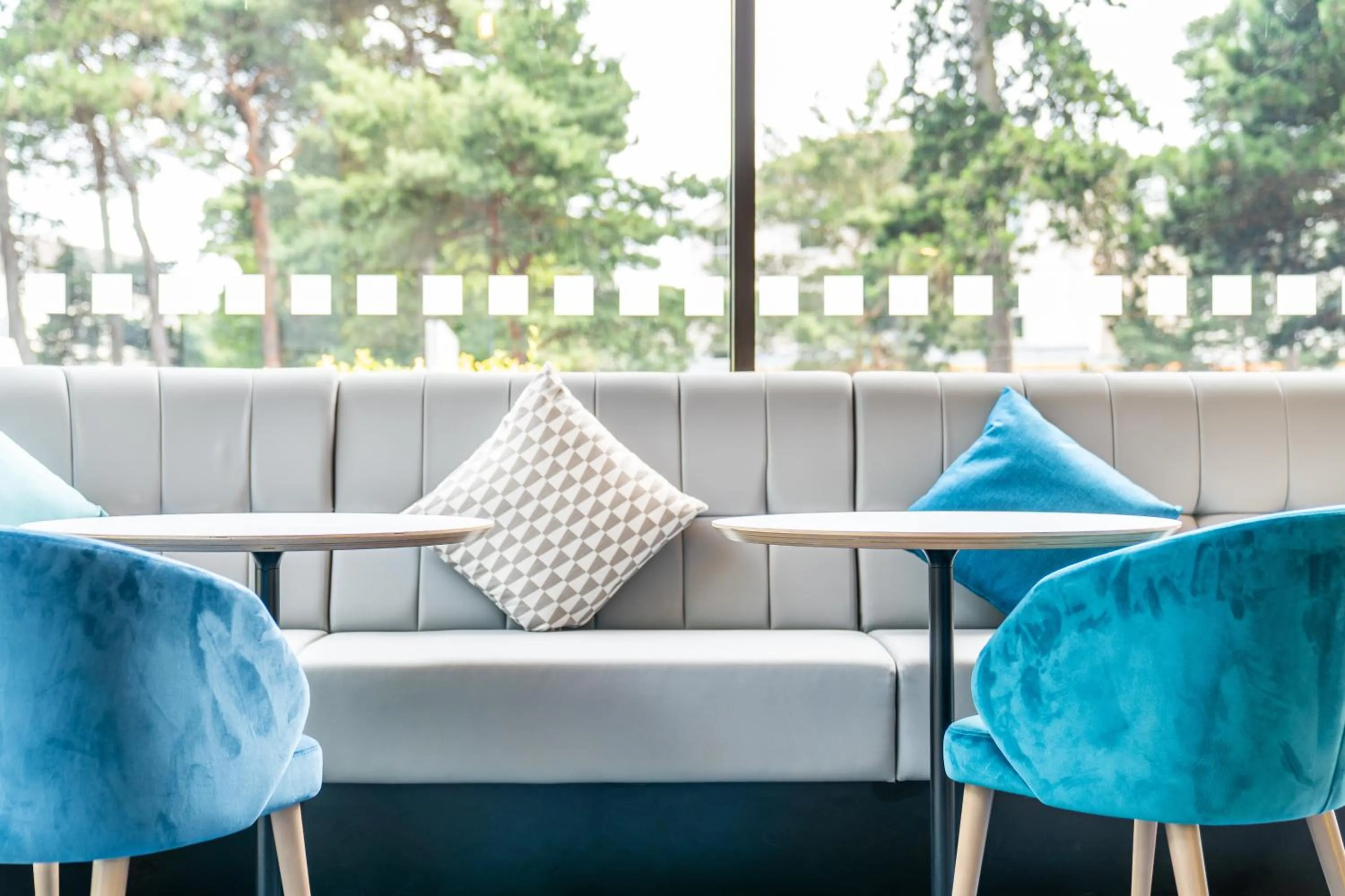 Restaurant/places to eat in Holiday Inn Bournemouth by IHG