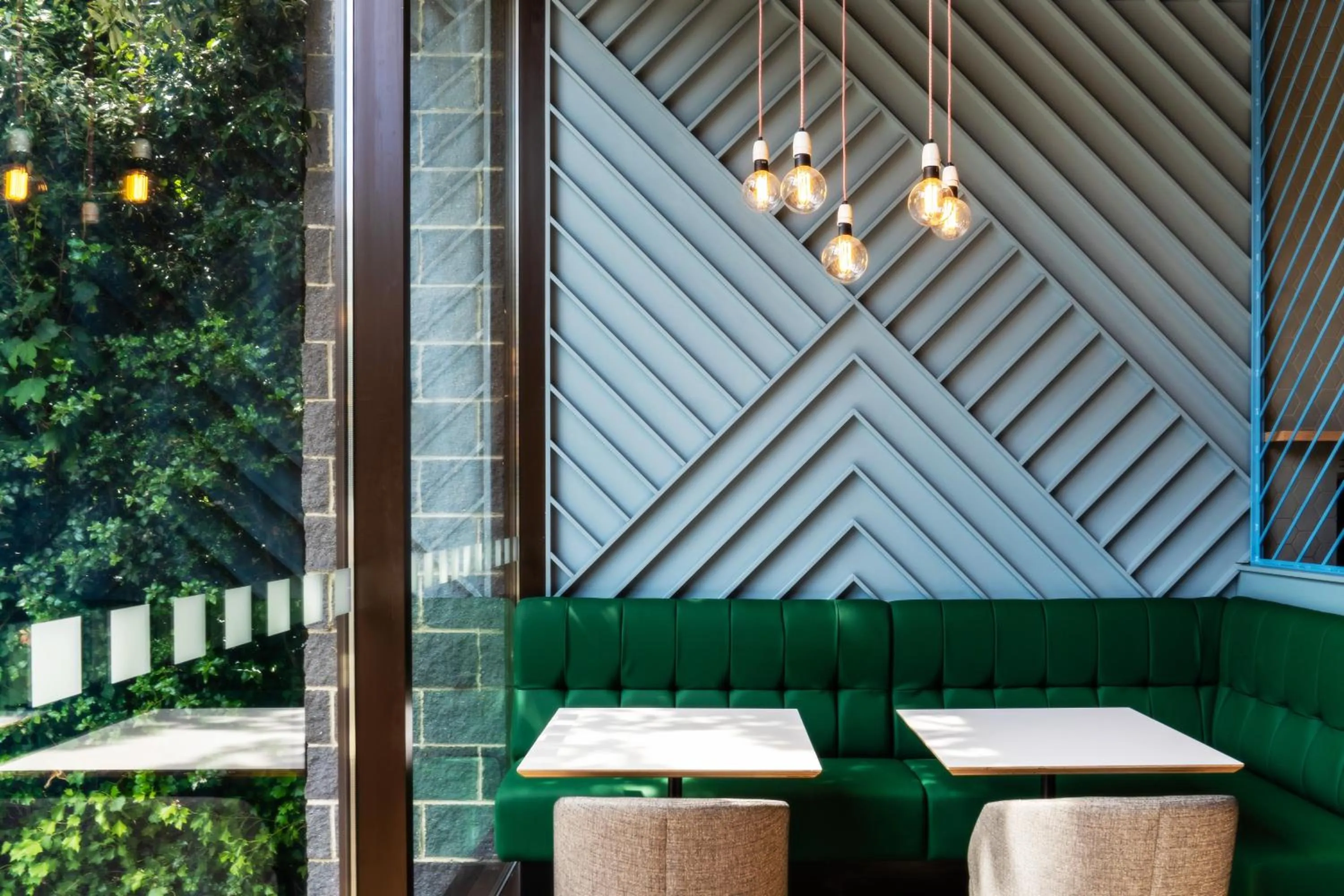 Restaurant/places to eat in Holiday Inn Bournemouth by IHG