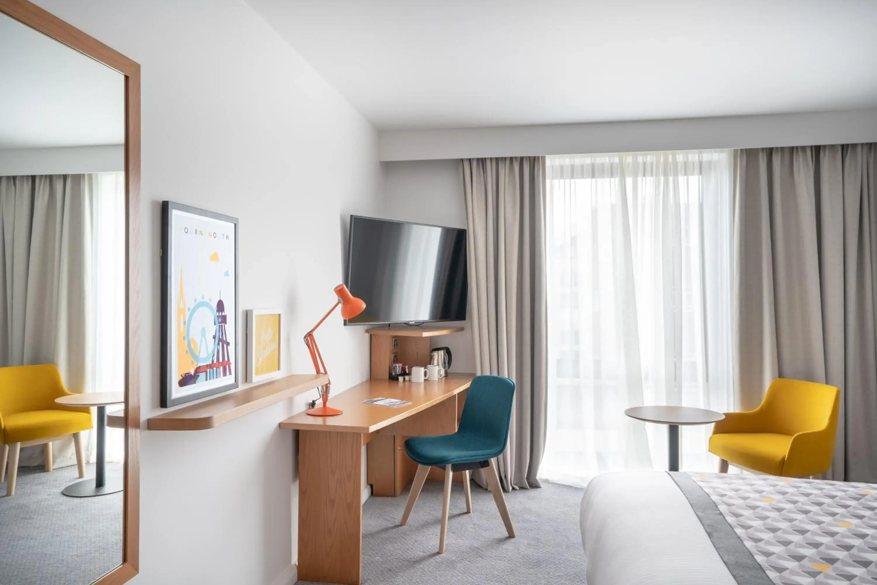 Photo of the whole room in Holiday Inn Bournemouth by IHG Photo of the whole room in Holiday Inn Bournemouth by IHG