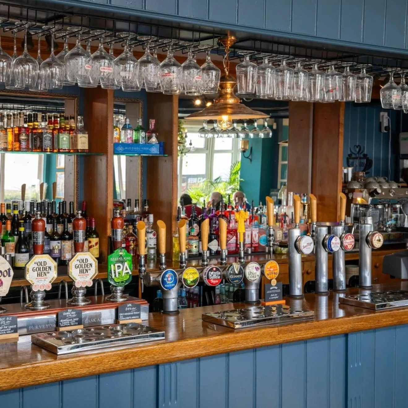 Restaurant/places to eat in Commodore Hotel by Greene King Inns