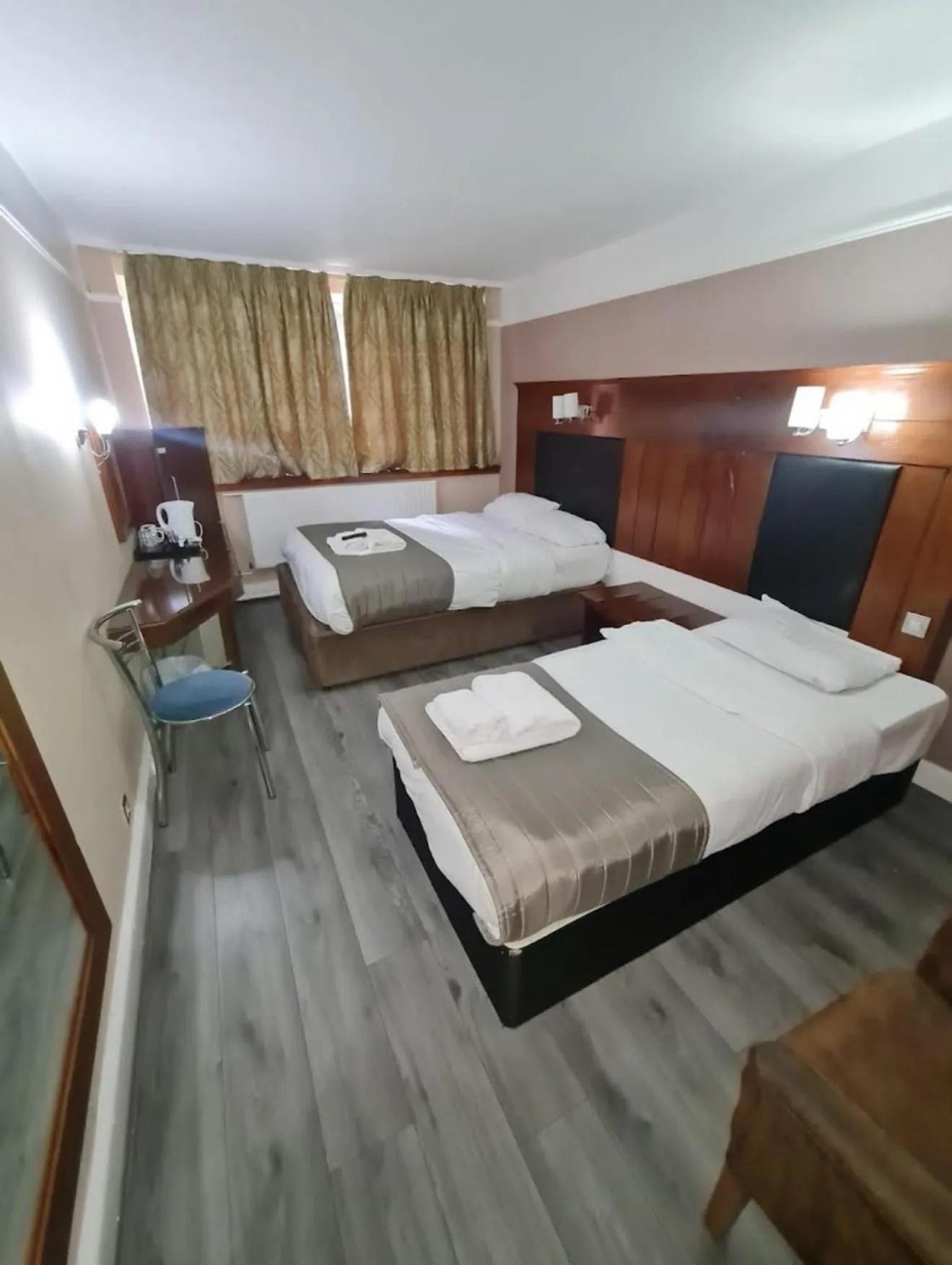 Bed in Hylands Hotel