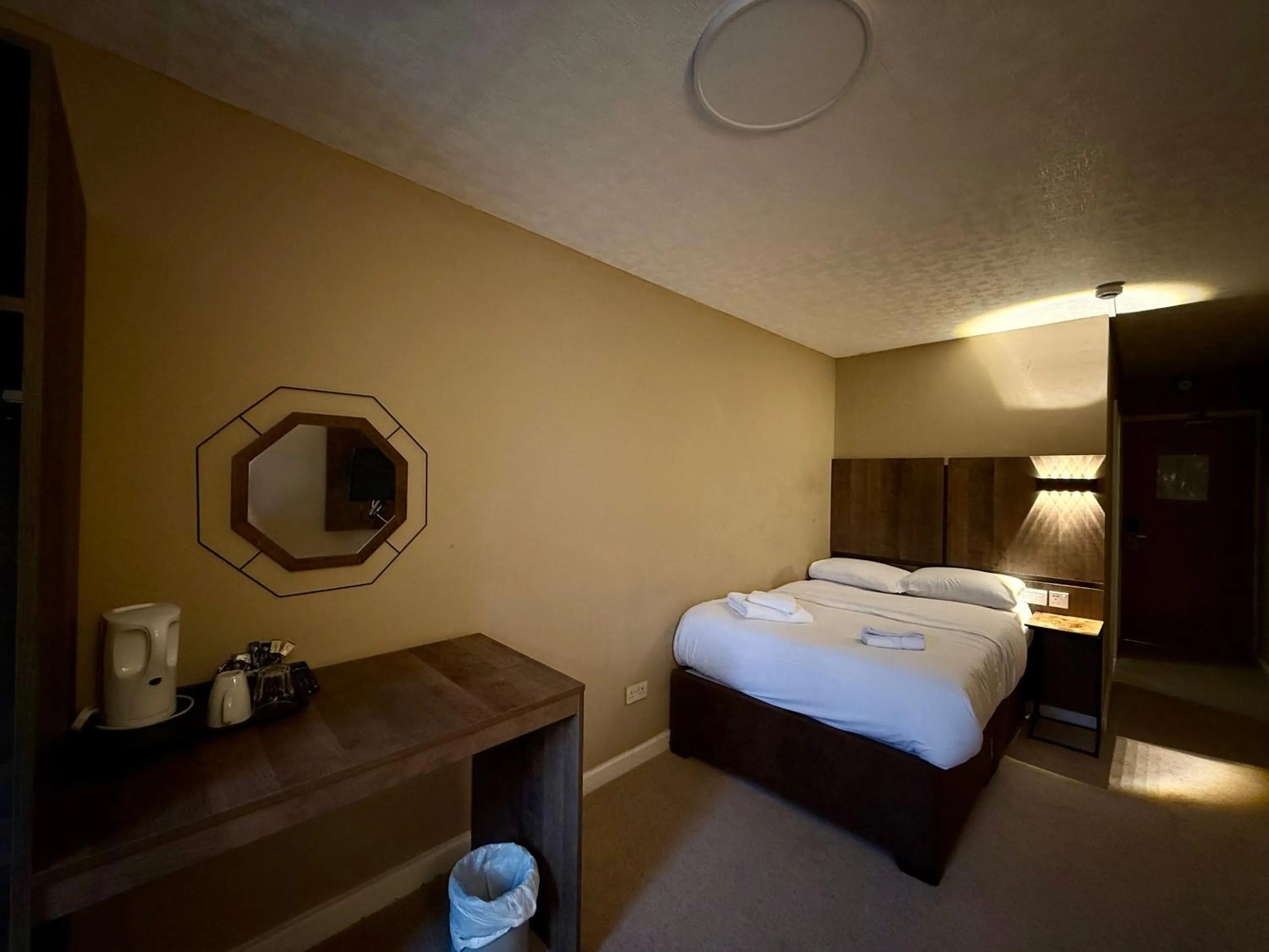 Bed in Hylands Hotel