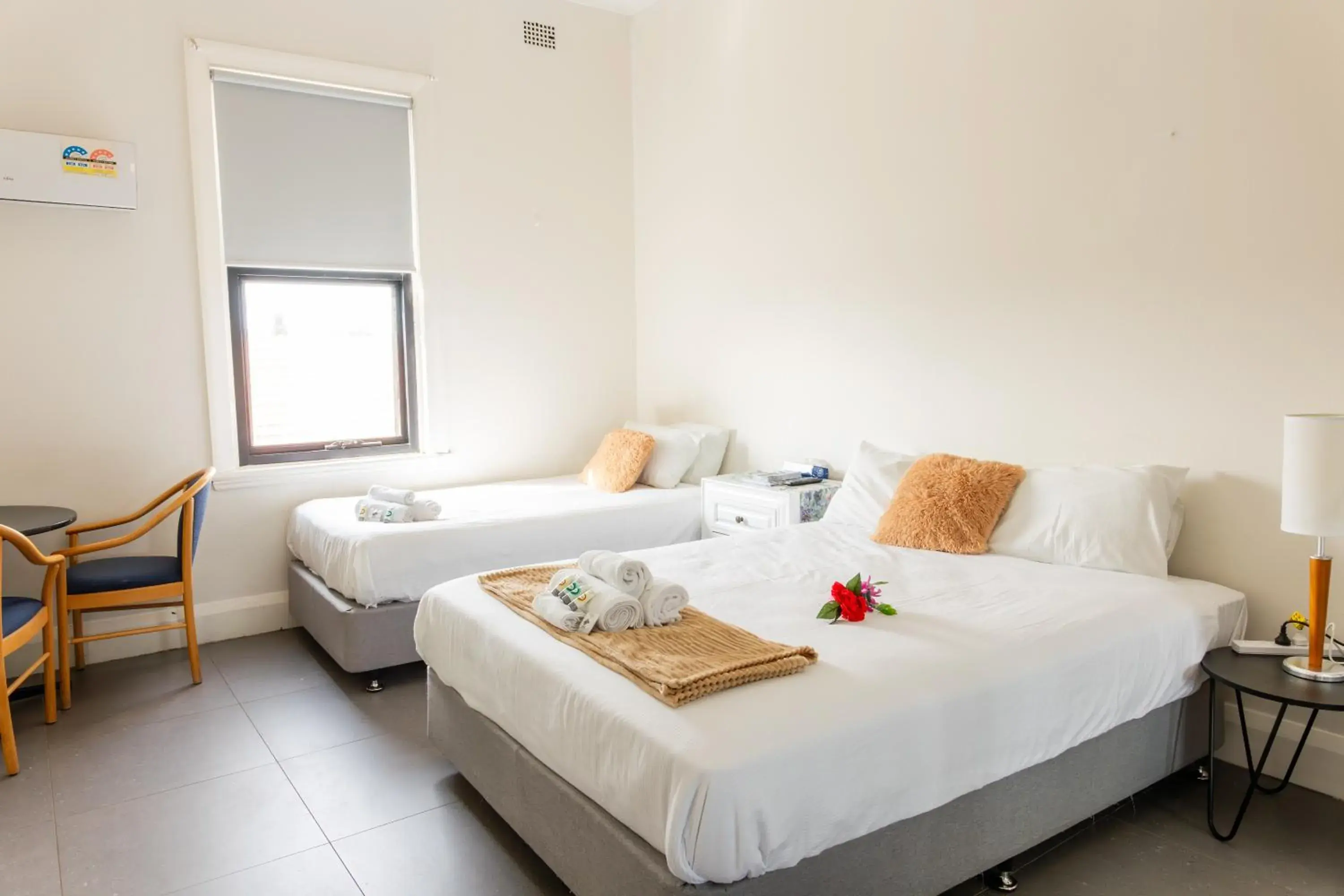 Family Room with Private Bathroom - single occupancy in Exchange Hotel Goulburn Family Room with Private Bathroom - single occupancy in Exchange Hotel Goulburn