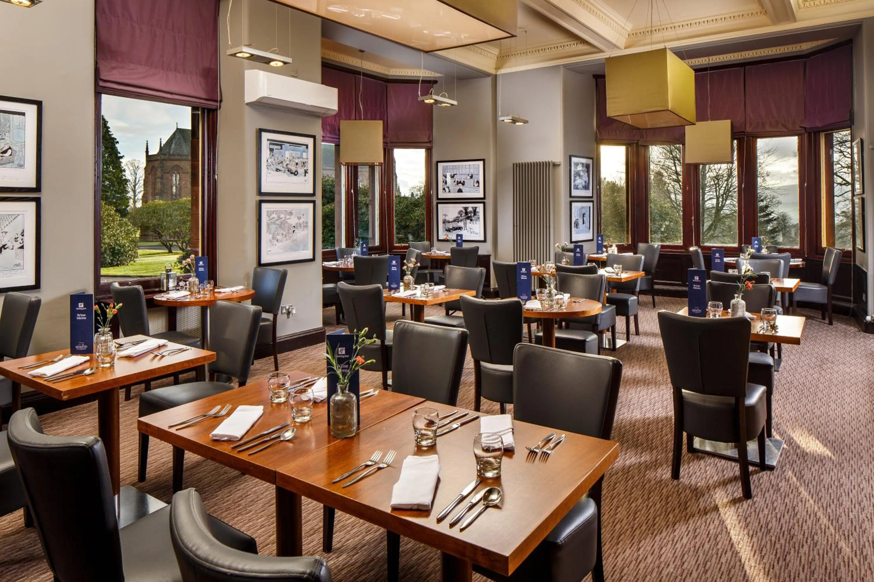 Restaurant/places to eat in Holiday Inn Dumfries by IHG