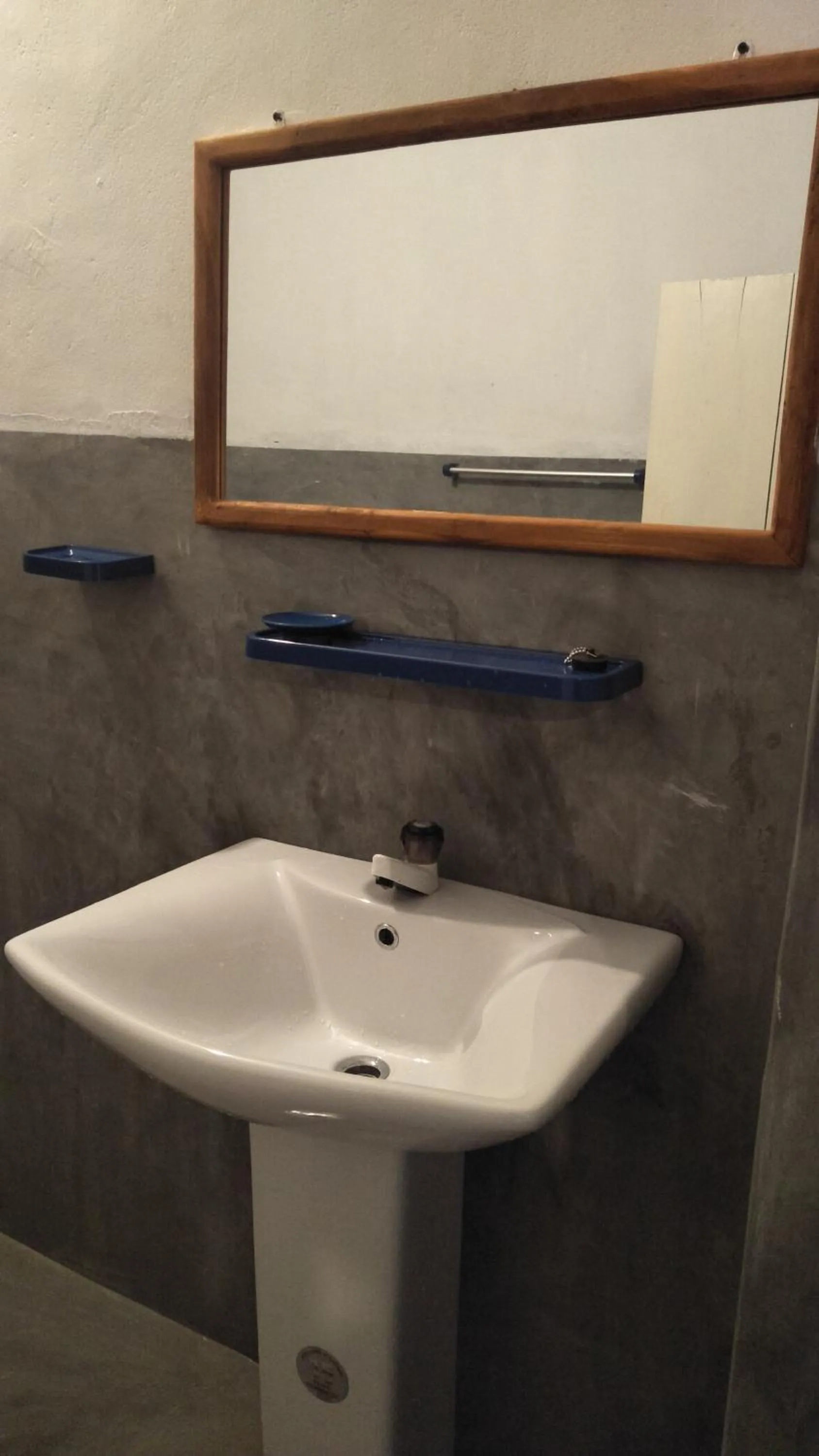 Standard Double Room with Shared Bathroom in Eastwind Surf Camp