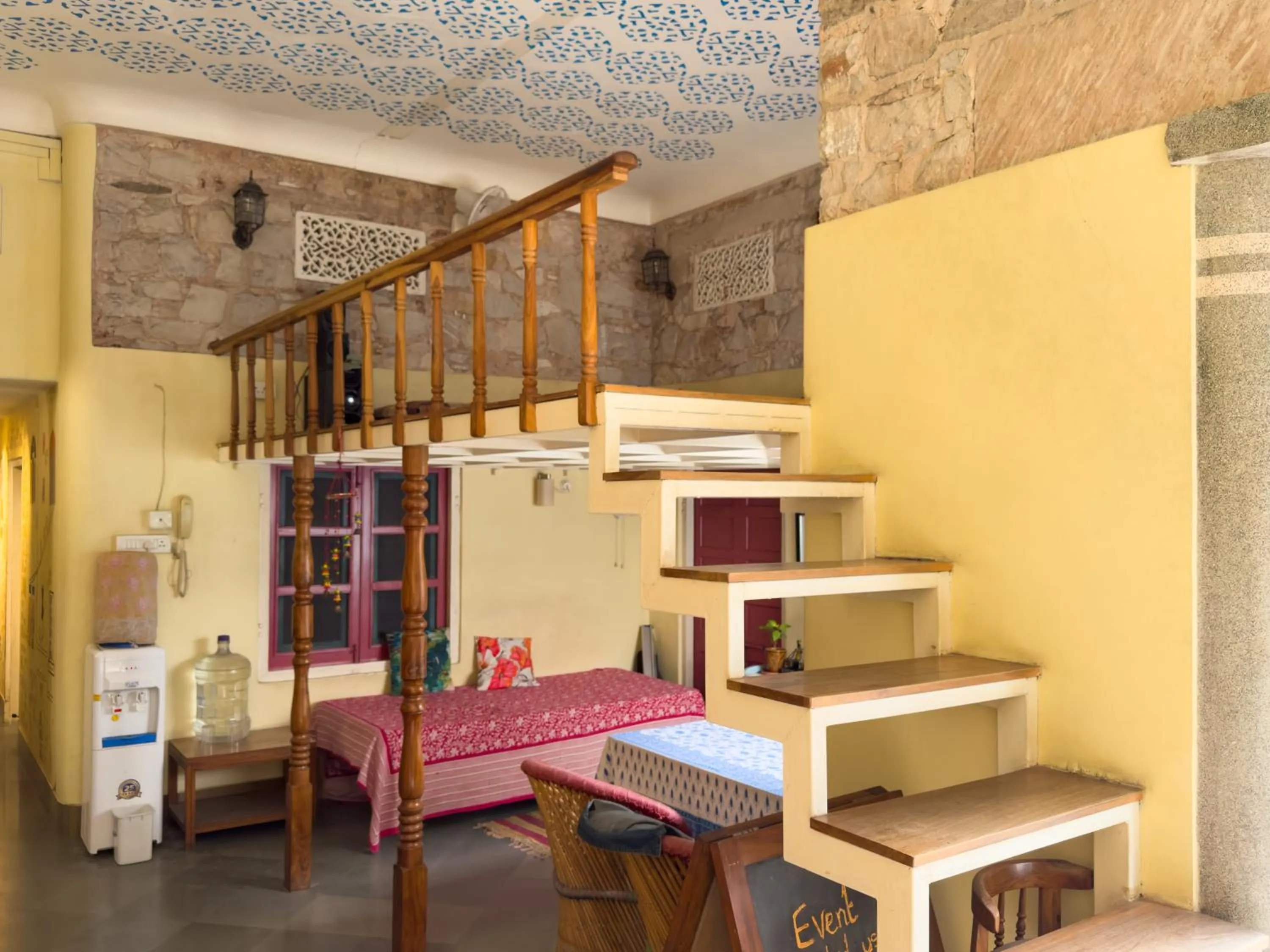 Property building in Jaipur Jantar Hostel