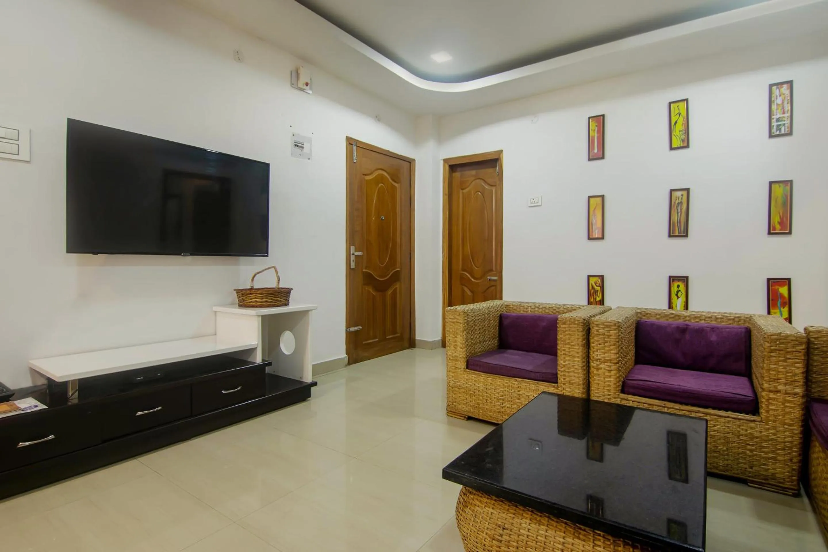 Lobby or reception in Collection O The Blu Bell Nizarapar Path