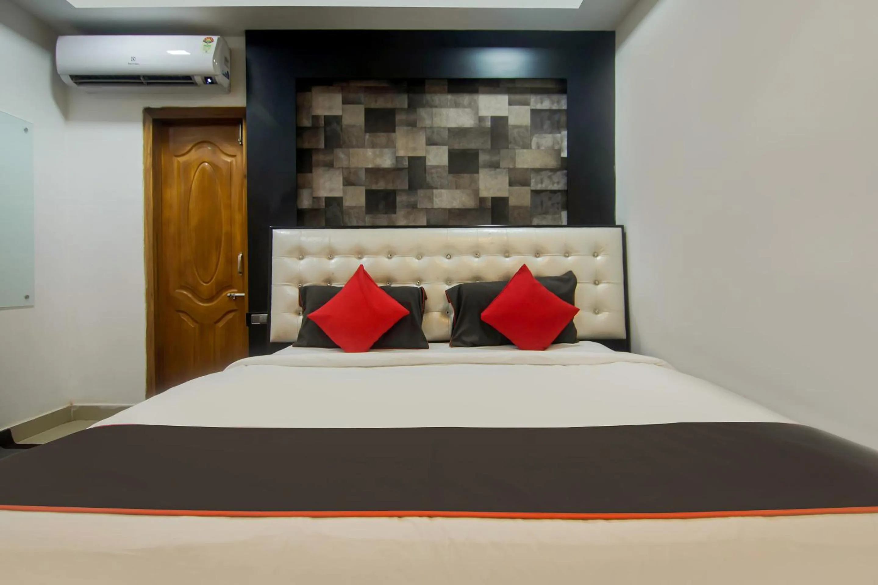 Bedroom in Collection O The Blu Bell Nizarapar Path