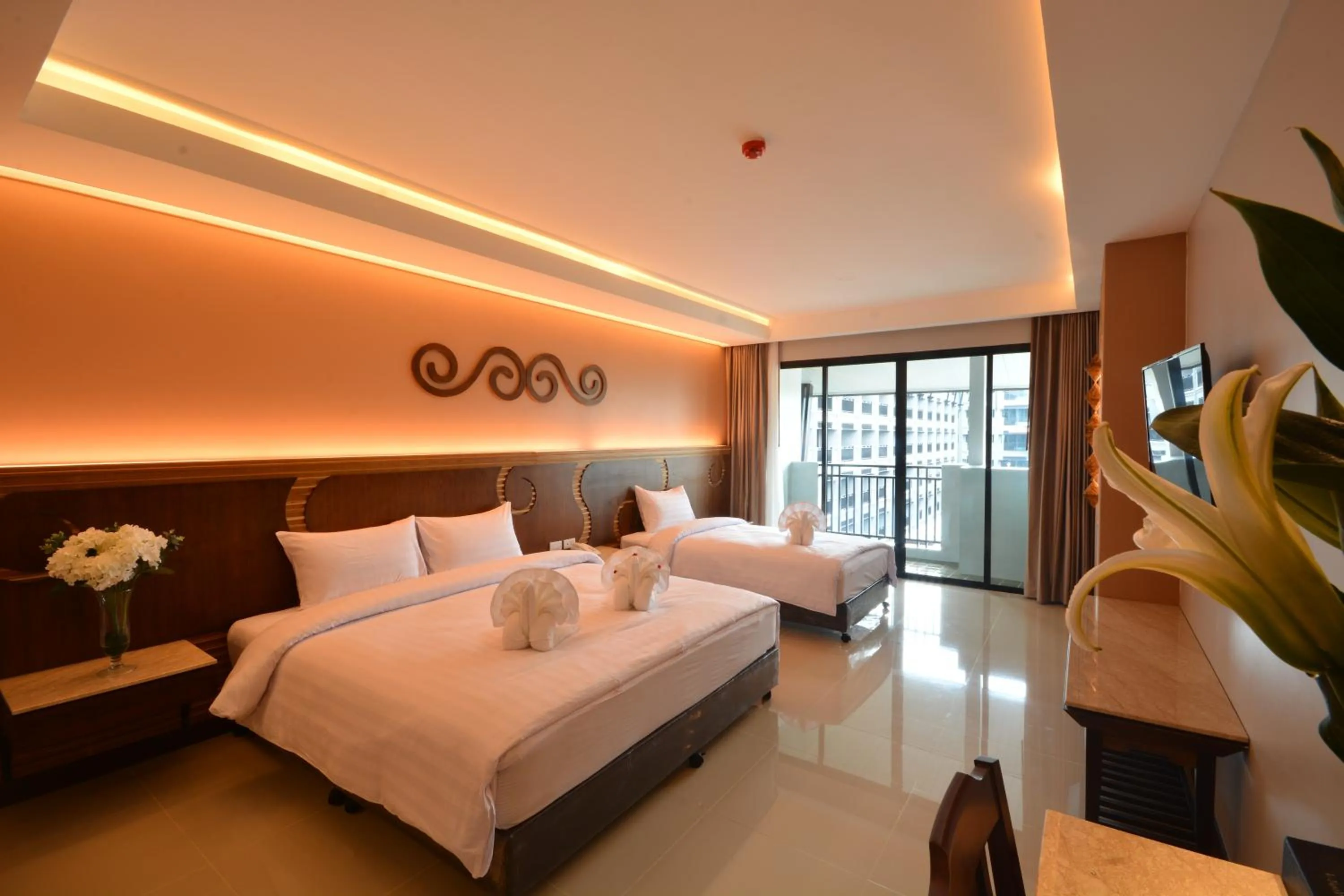 Bed in Le Bali Resort & Spa