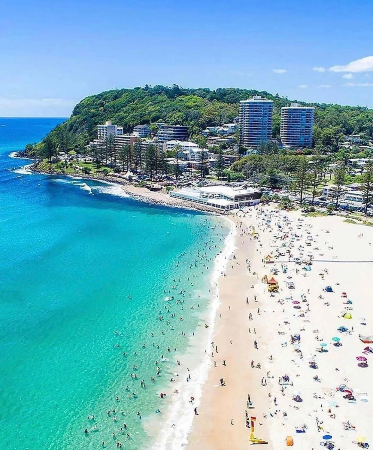 Bird's eye view in Oceania on Burleigh Beach