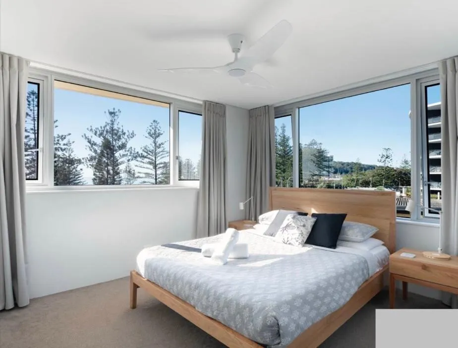 Bed in Oceania on Burleigh Beach