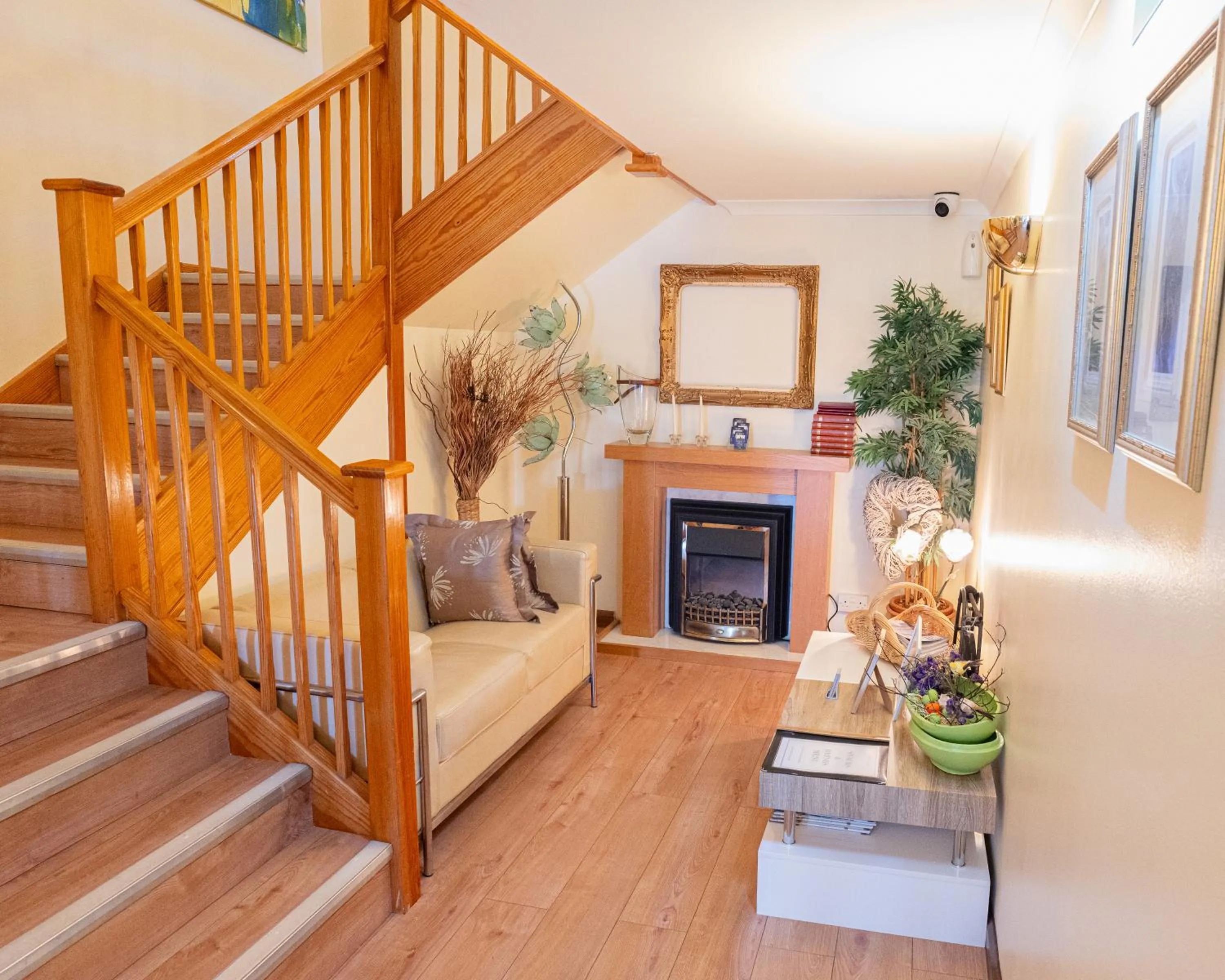 Property building in Travel Plaza Hotel