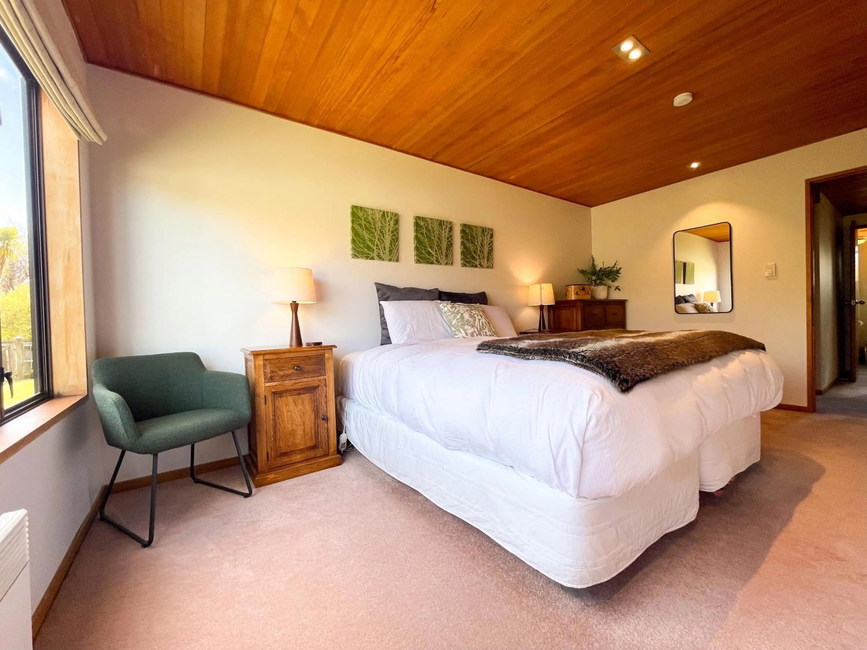 Bed in Glenorchy Lake House