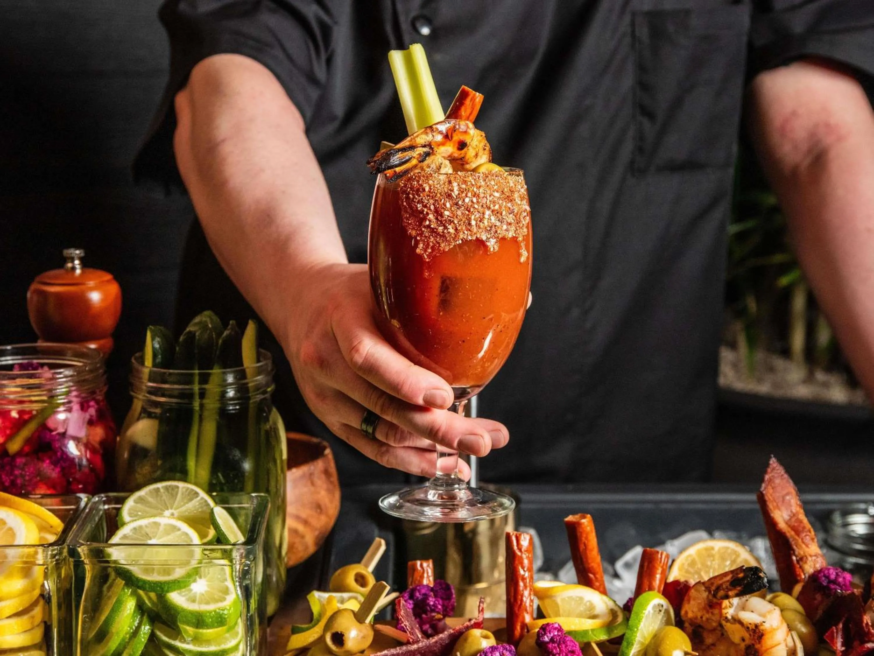 Restaurant/places to eat in Fairmont Chicago Millennium Park