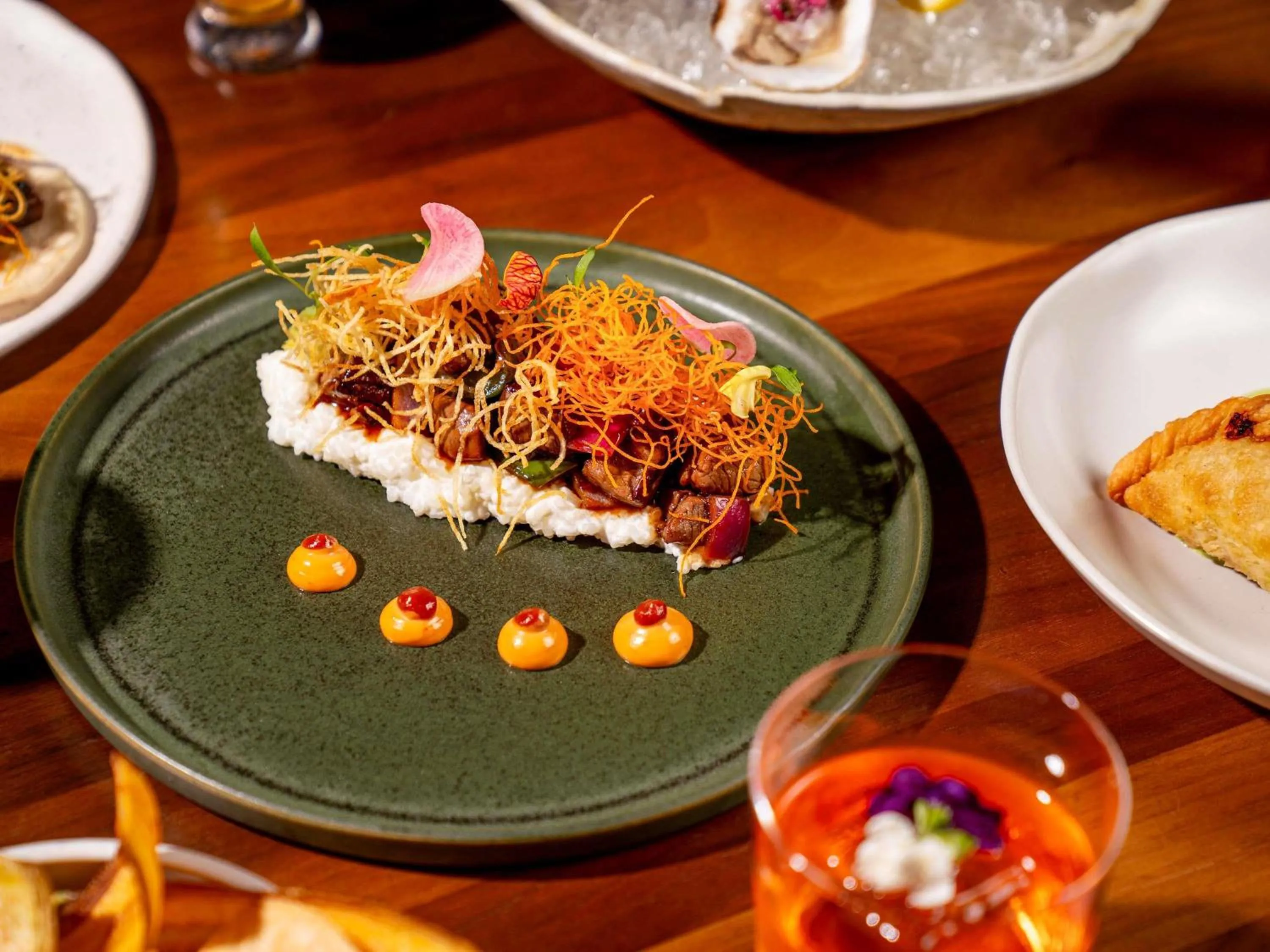 Restaurant/places to eat in Fairmont Chicago Millennium Park