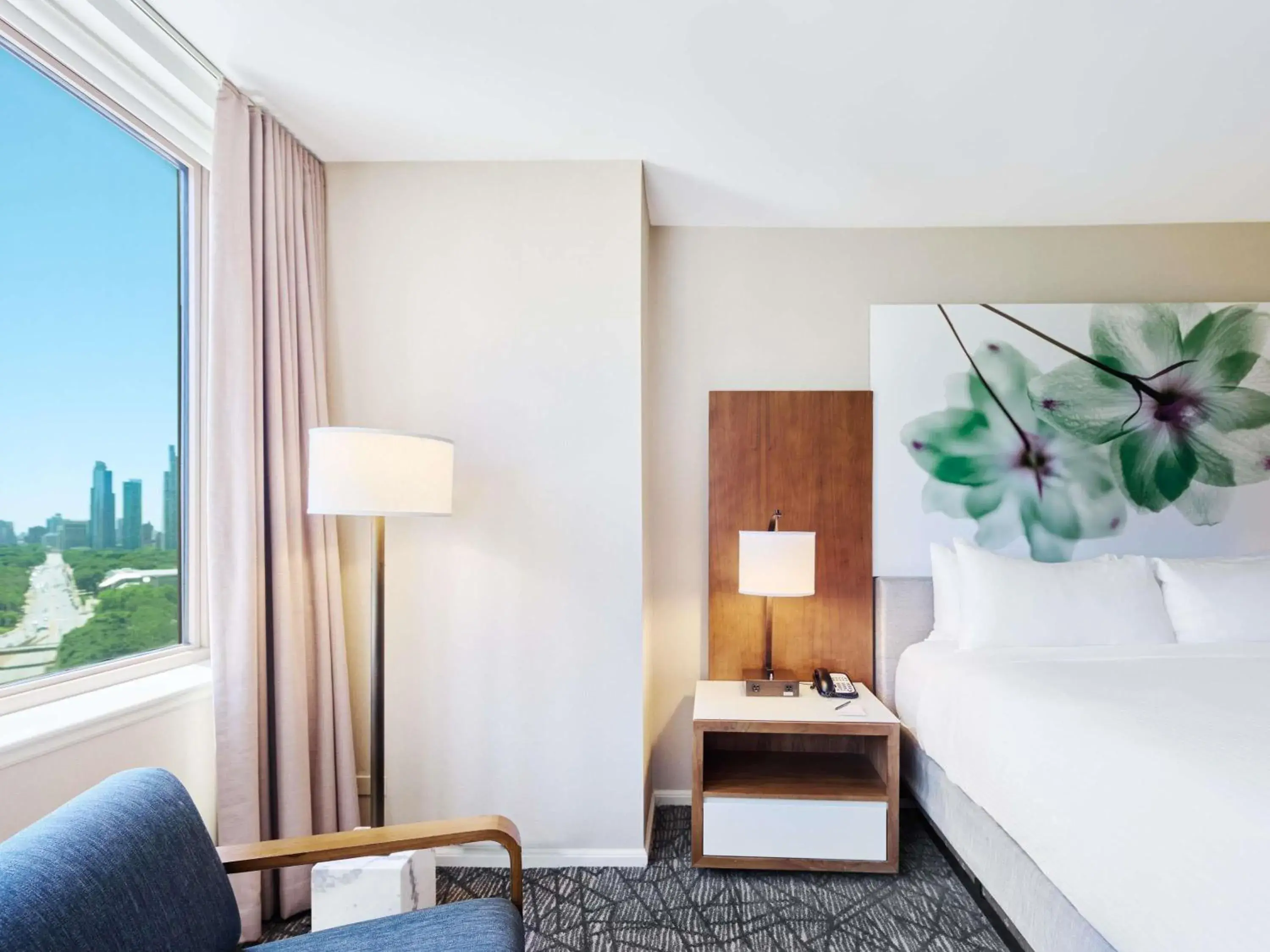 Bedroom, Bed in Fairmont Chicago Millennium Park Bedroom, Bed in Fairmont Chicago Millennium Park