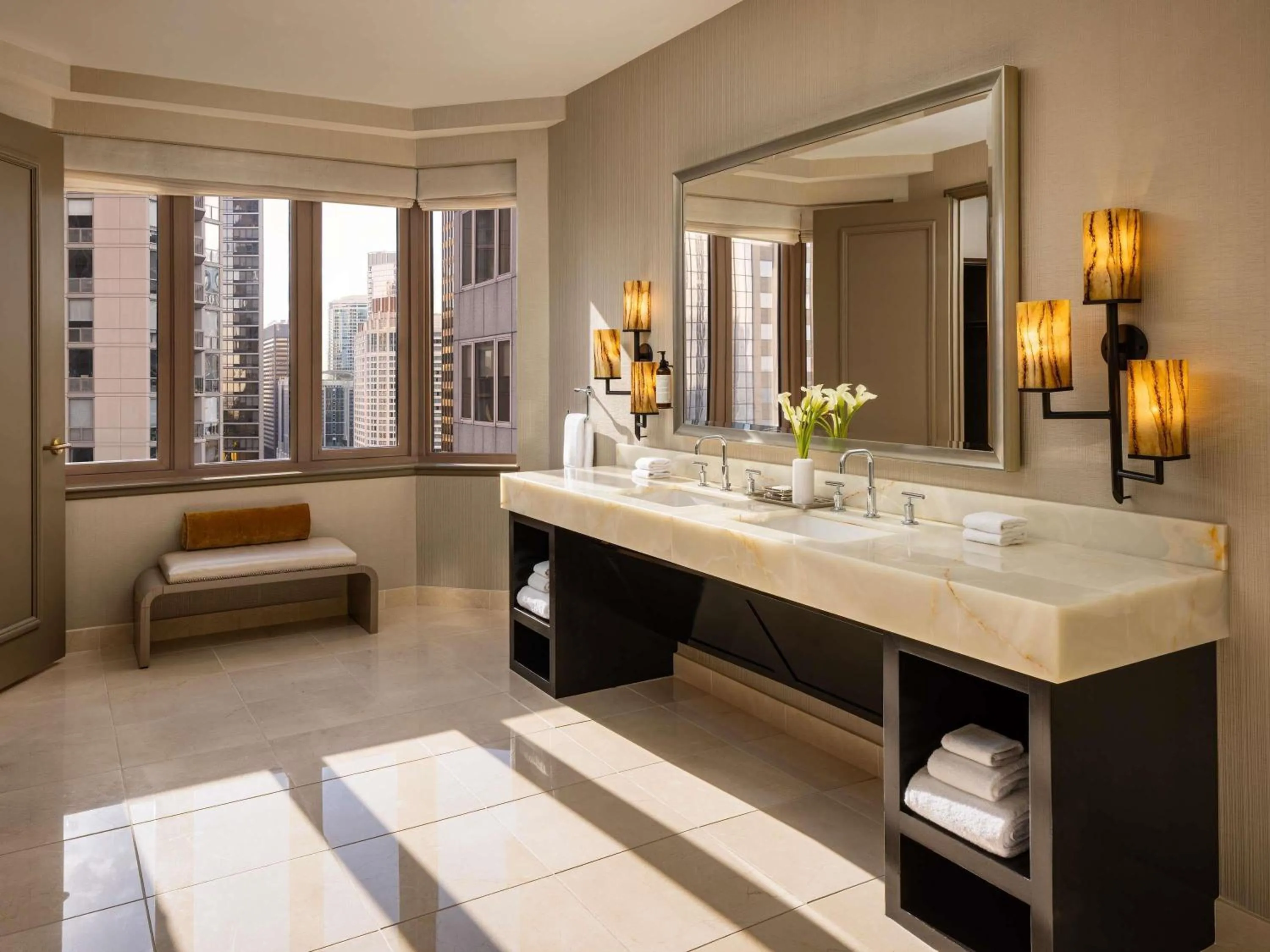 Bedroom in Fairmont Chicago Millennium Park