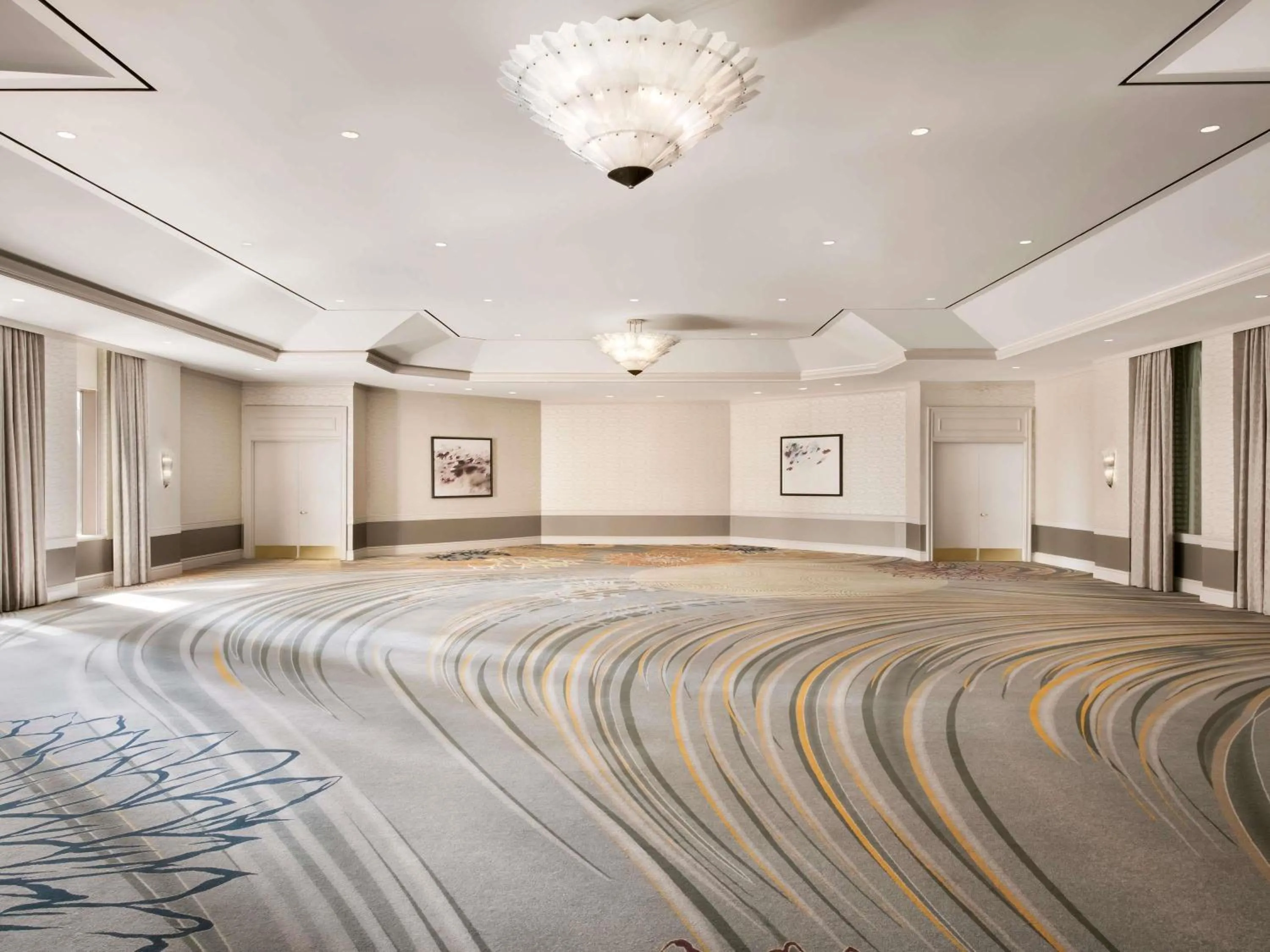 Meeting/conference room, Bed in Fairmont Chicago Millennium Park