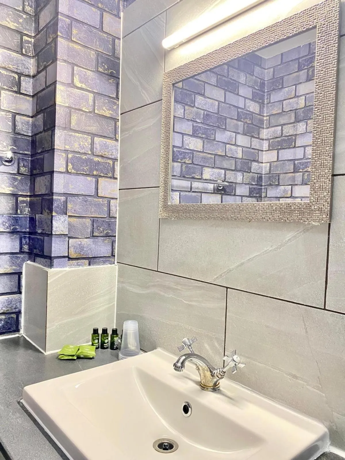 Bathroom in The Carlton Hotel