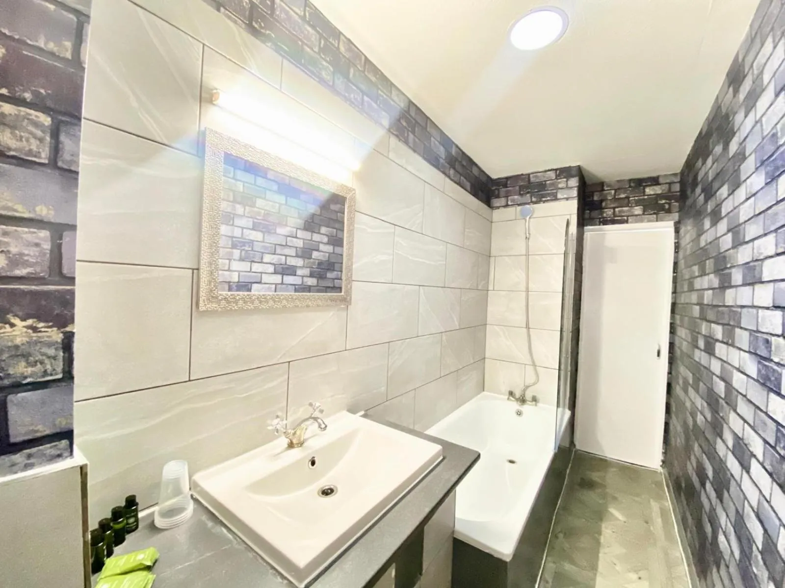 Shower in The Carlton Hotel