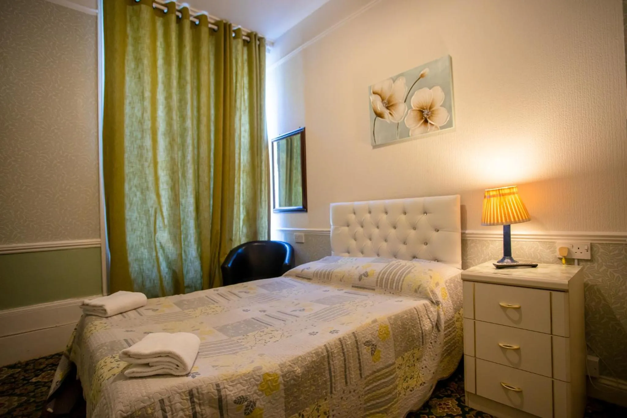 Bed in The Carlton Hotel