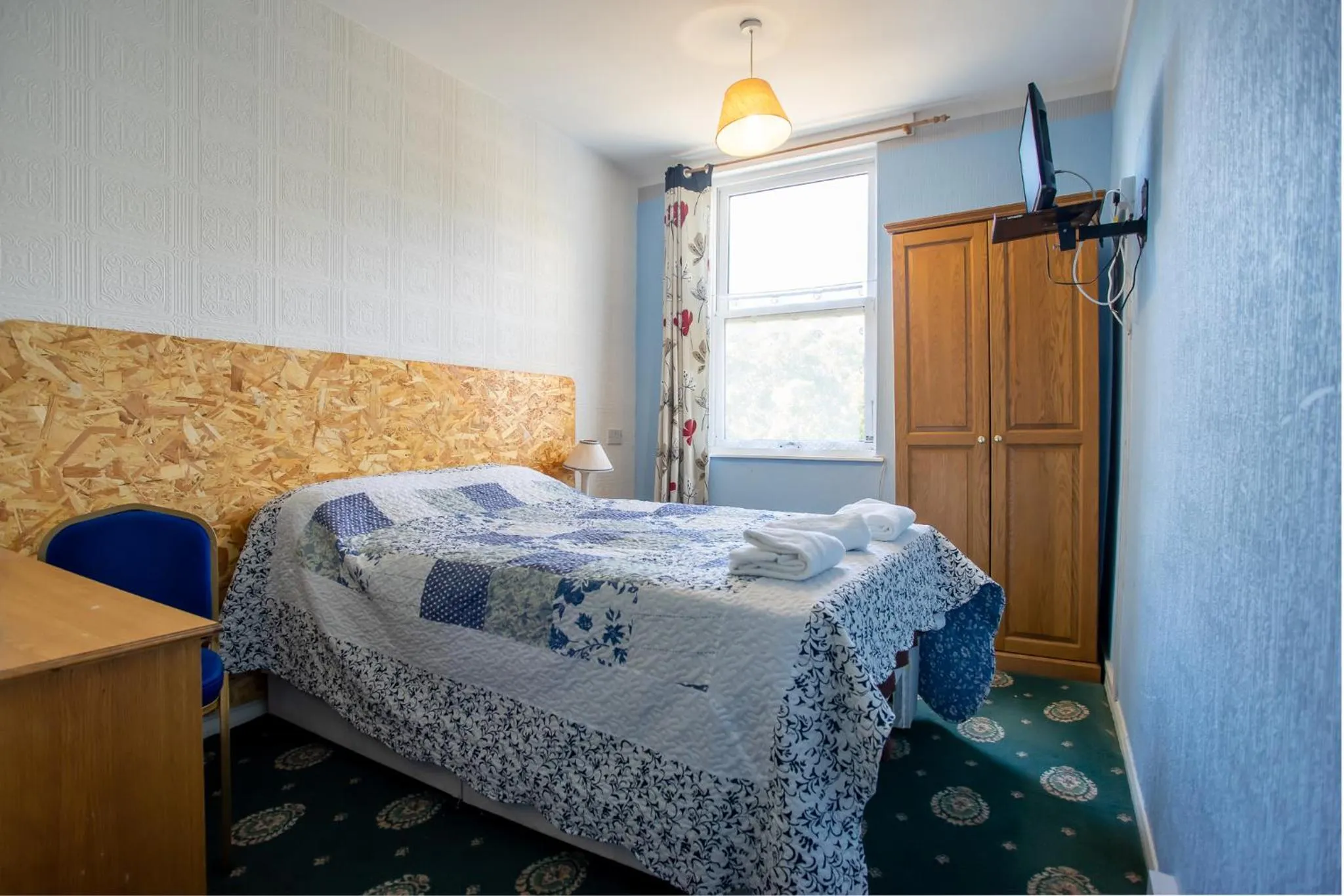 Bed in The Carlton Hotel