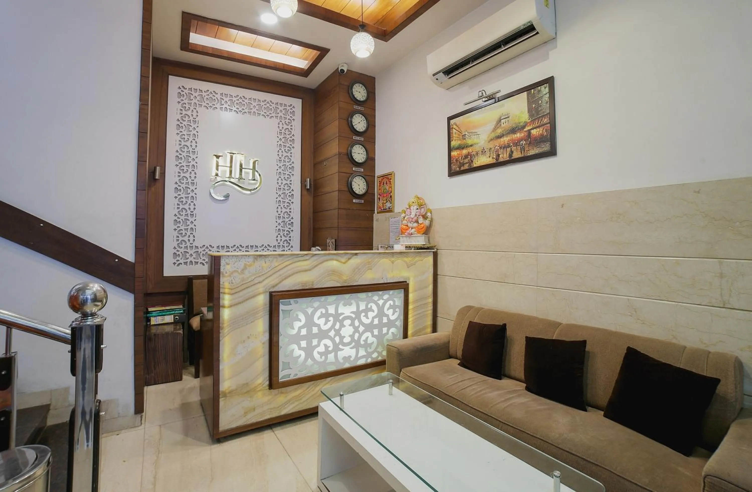 Lobby or reception in Townhouse Hollywood Heights