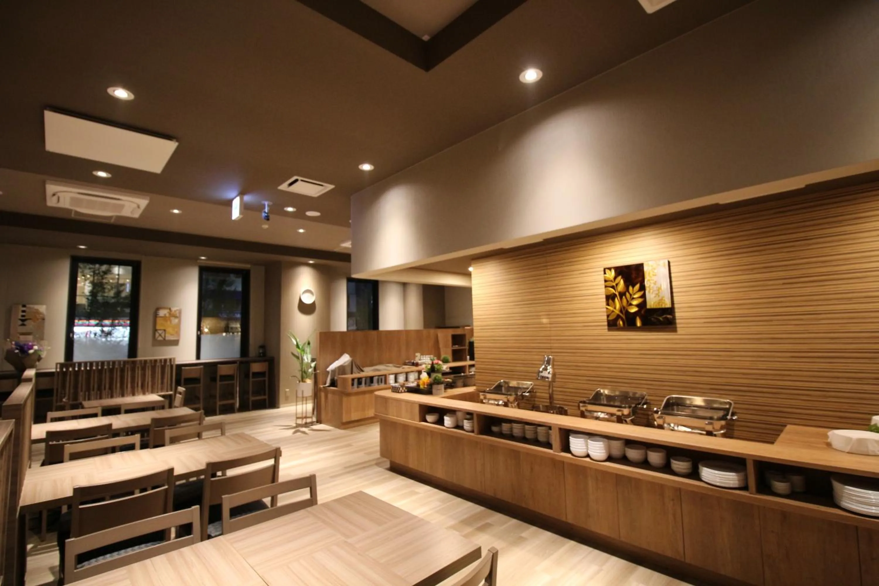 Restaurant/places to eat in Hotel Route-Inn Tokyo Kamata -Ayamebashi-