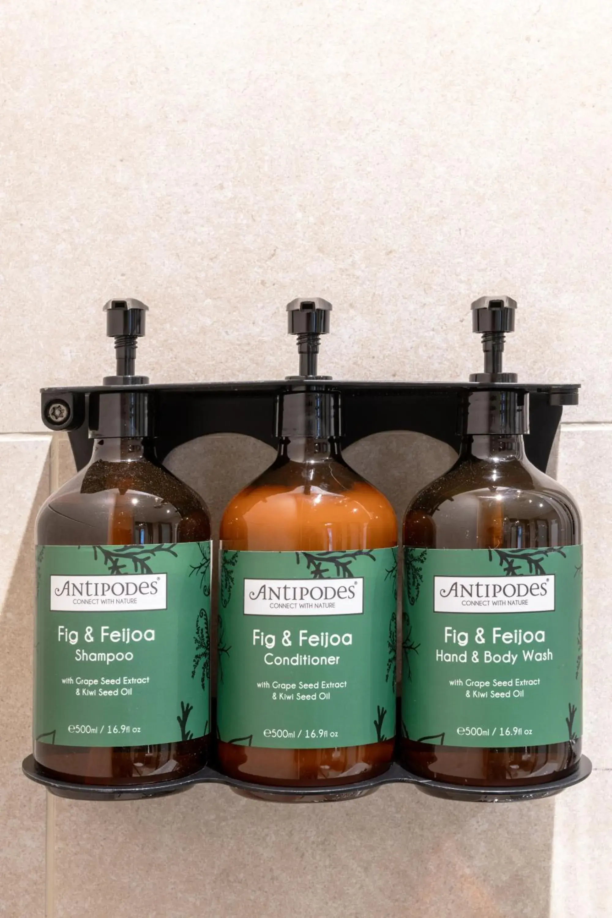 Bathroom in Apex City of Glasgow Hotel Bathroom in Apex City of Glasgow Hotel