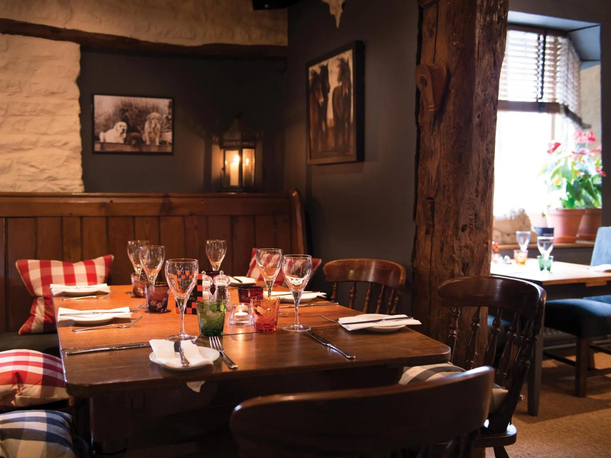 Restaurant/places to eat in The Red Lion Inn