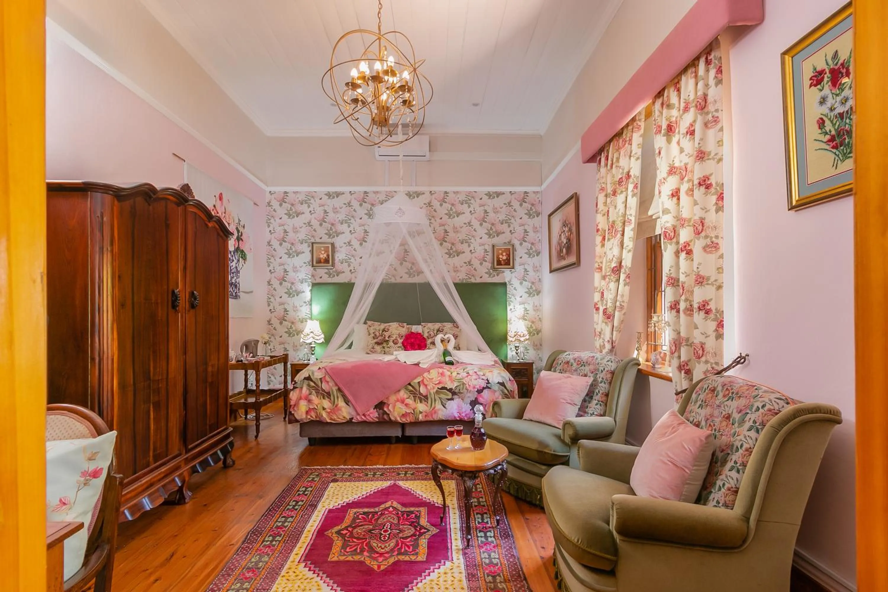 The Rose Suite in Betty's Boutique Hotel