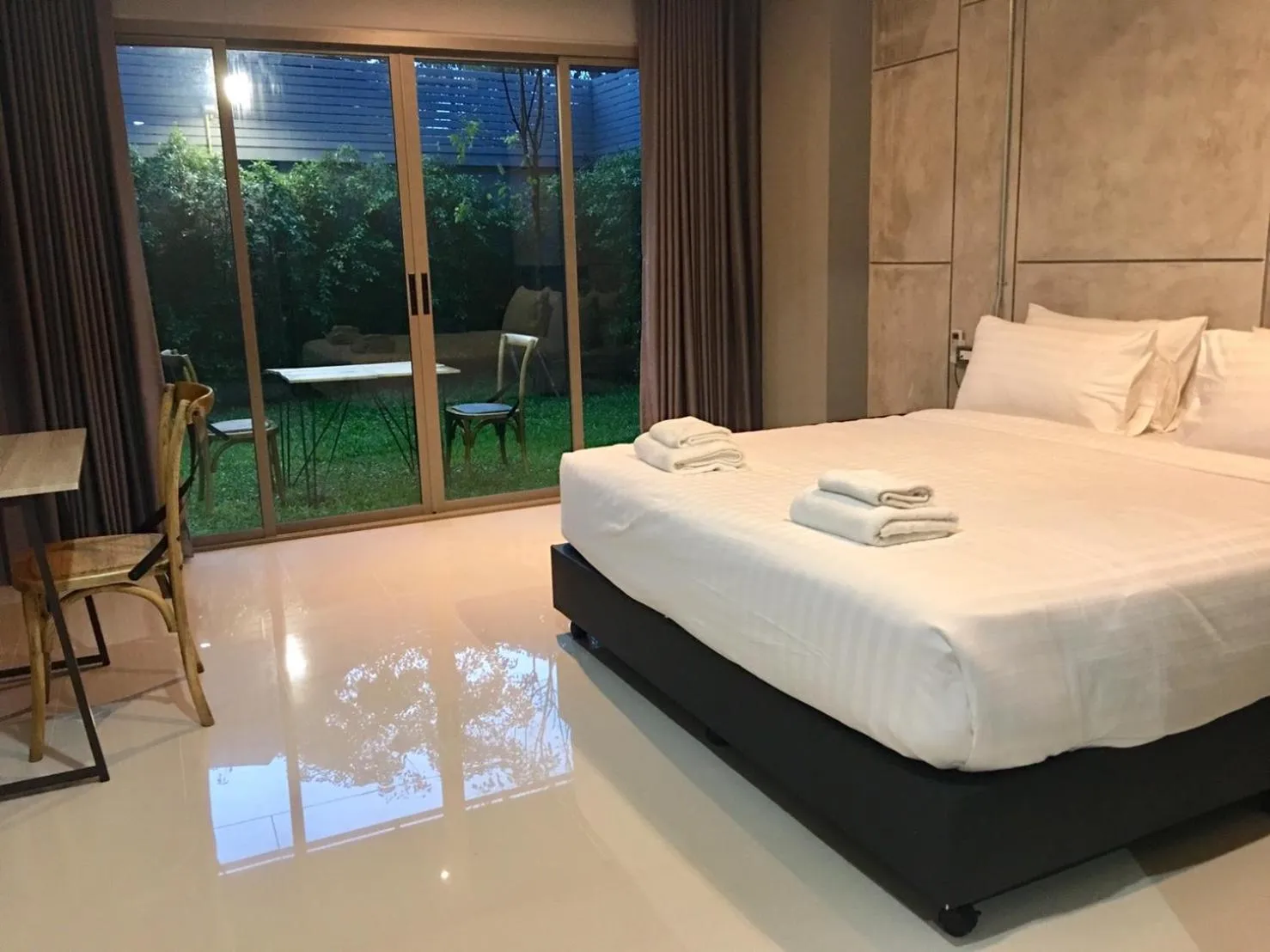 Bed in Wara Boutique Hotel