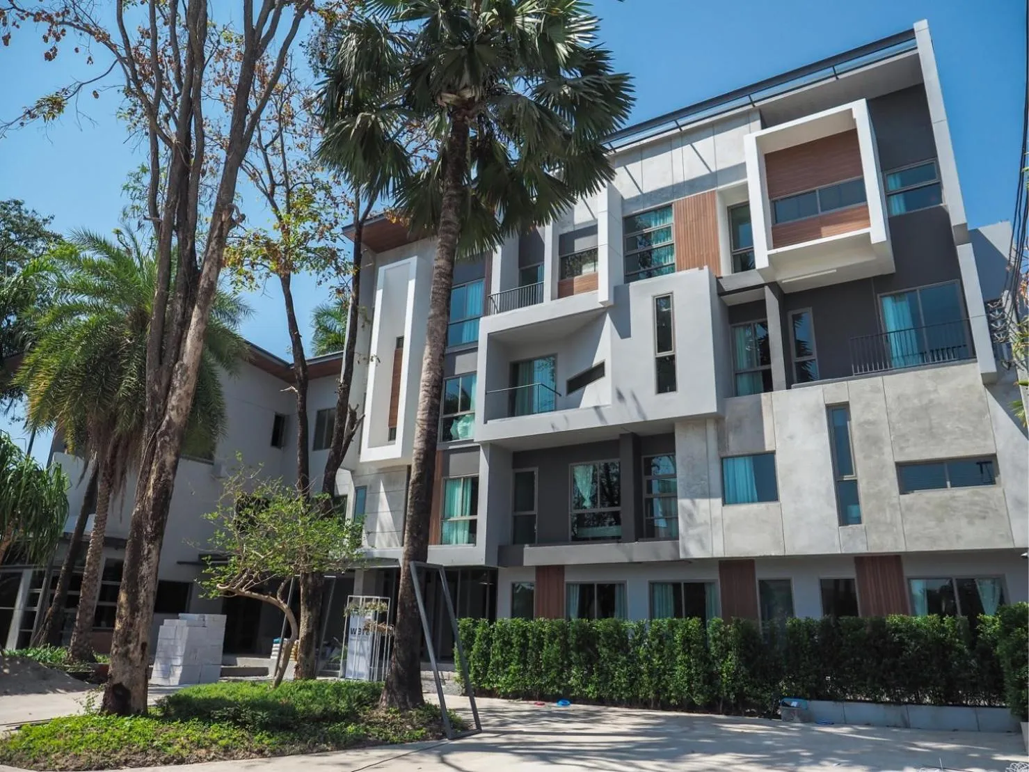 Facade/entrance in Wara Boutique Hotel