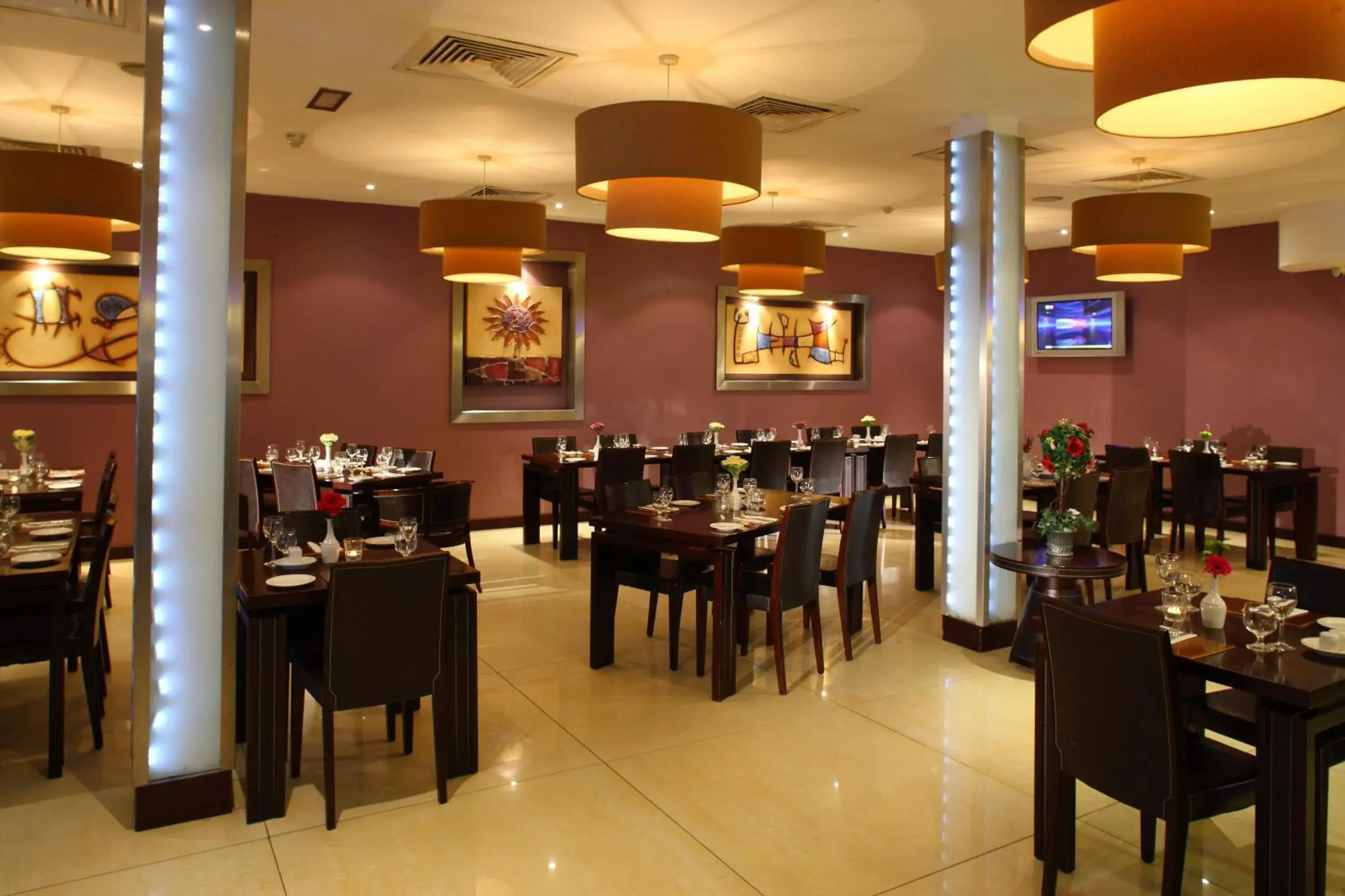 Restaurant/places to eat in McGettigans Hotel Restaurant/places to eat in McGettigans Hotel