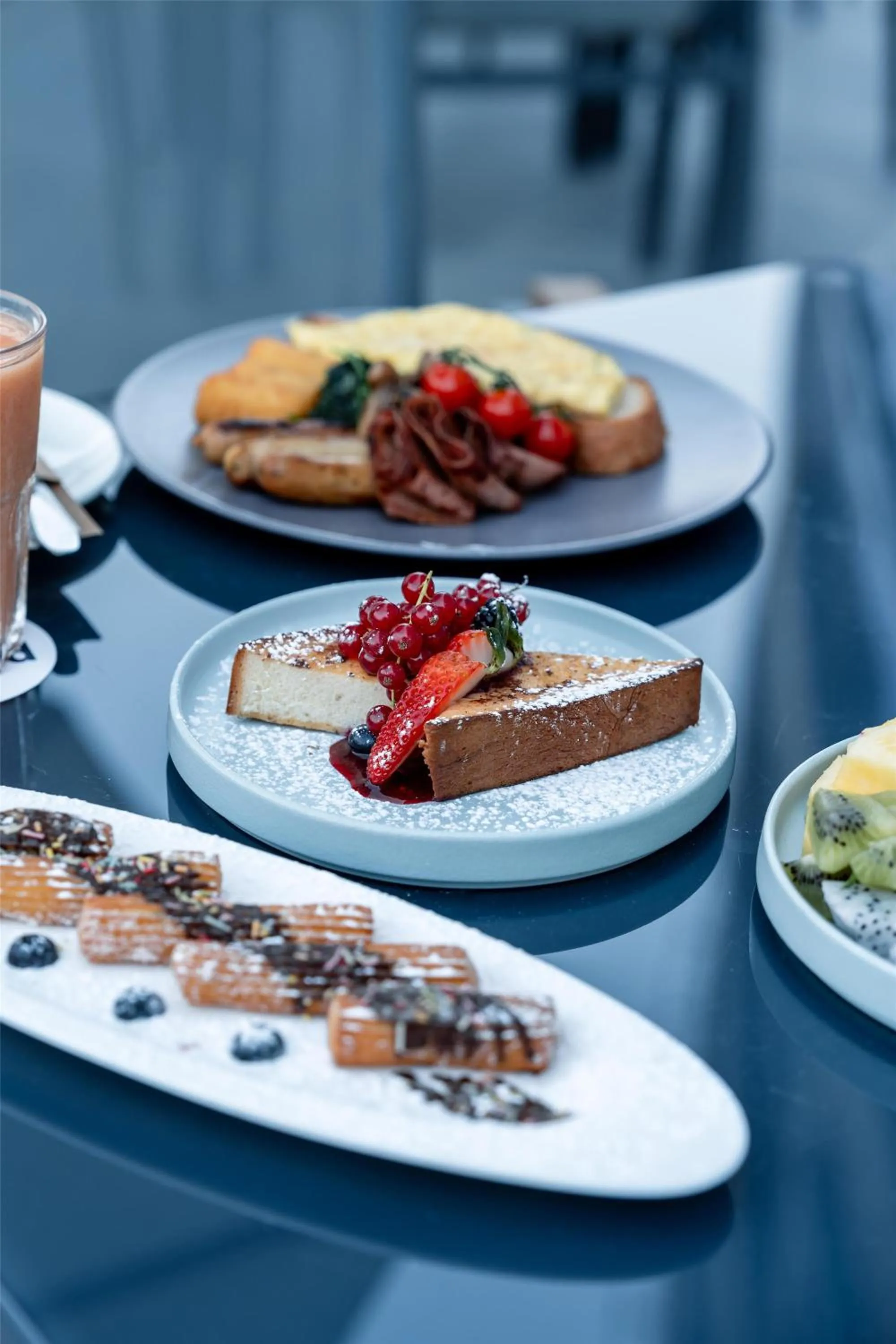 Food and drinks in Park Inn by Radisson Dubai Motor City