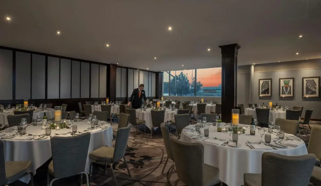 Banquet/Function facilities in Clayton Hotel, Leeds