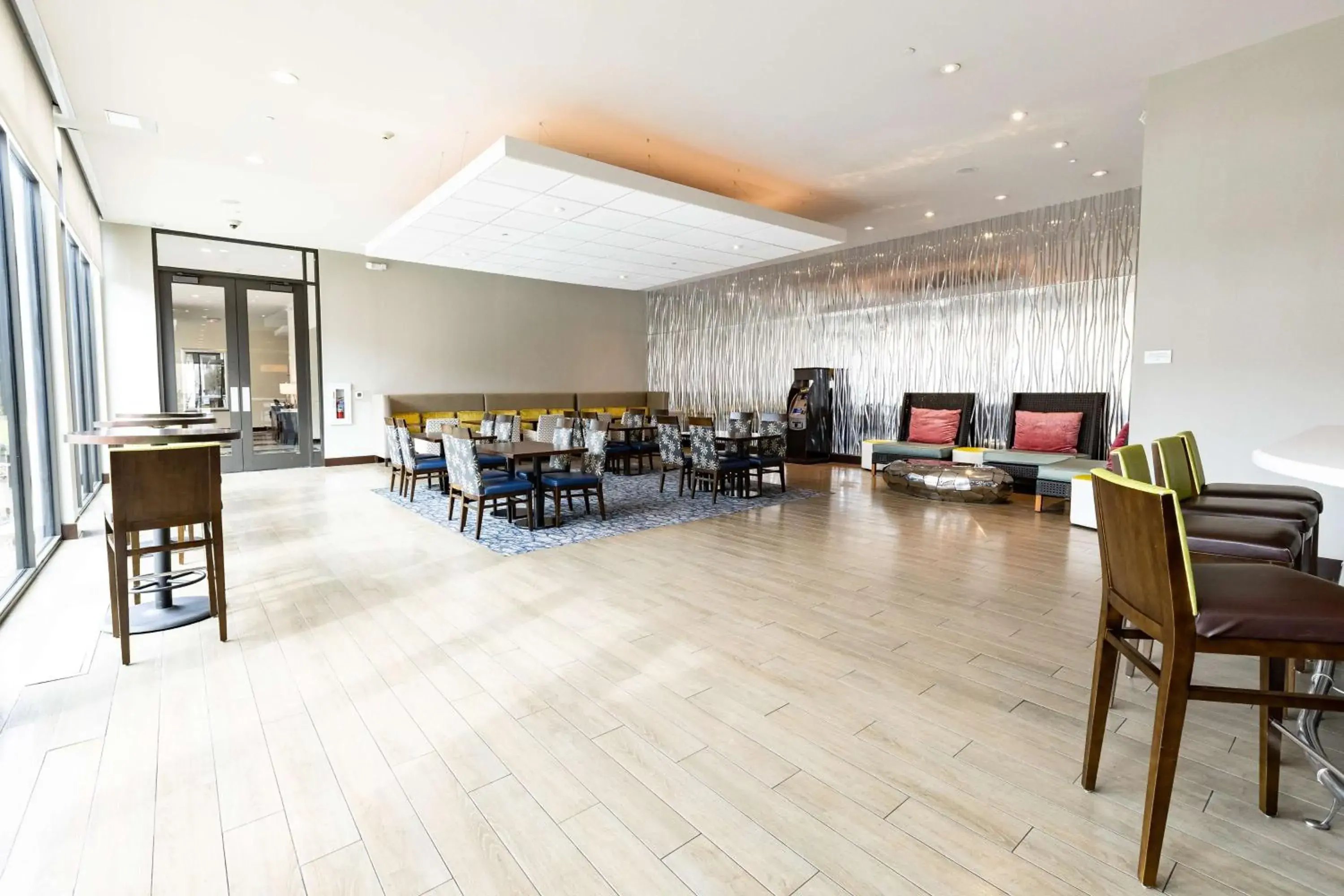 Restaurant/places to eat in Hilton Garden Inn Austin Airport Restaurant/places to eat in Hilton Garden Inn Austin Airport