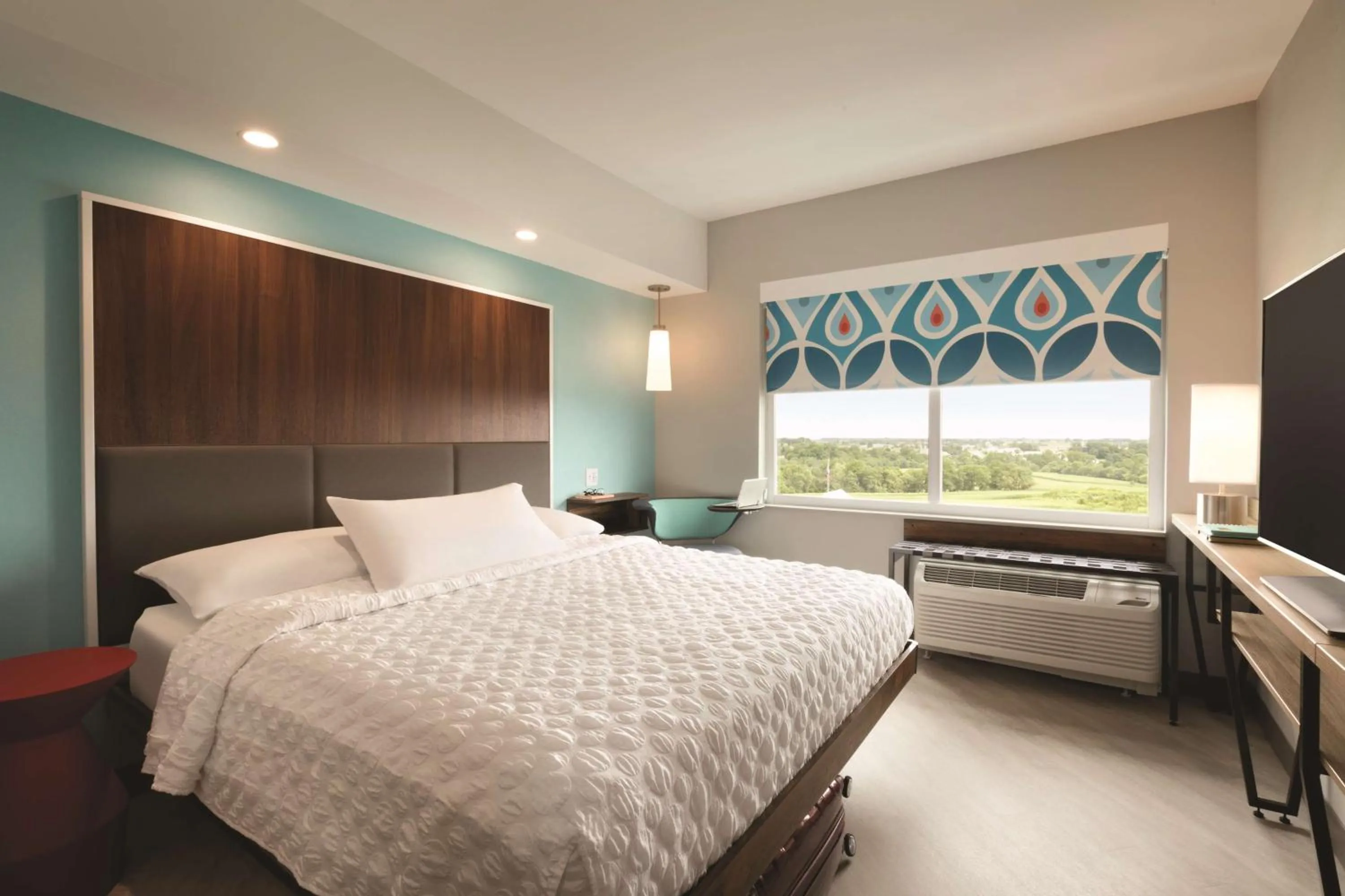 Bed in Tru By Hilton Lancaster East