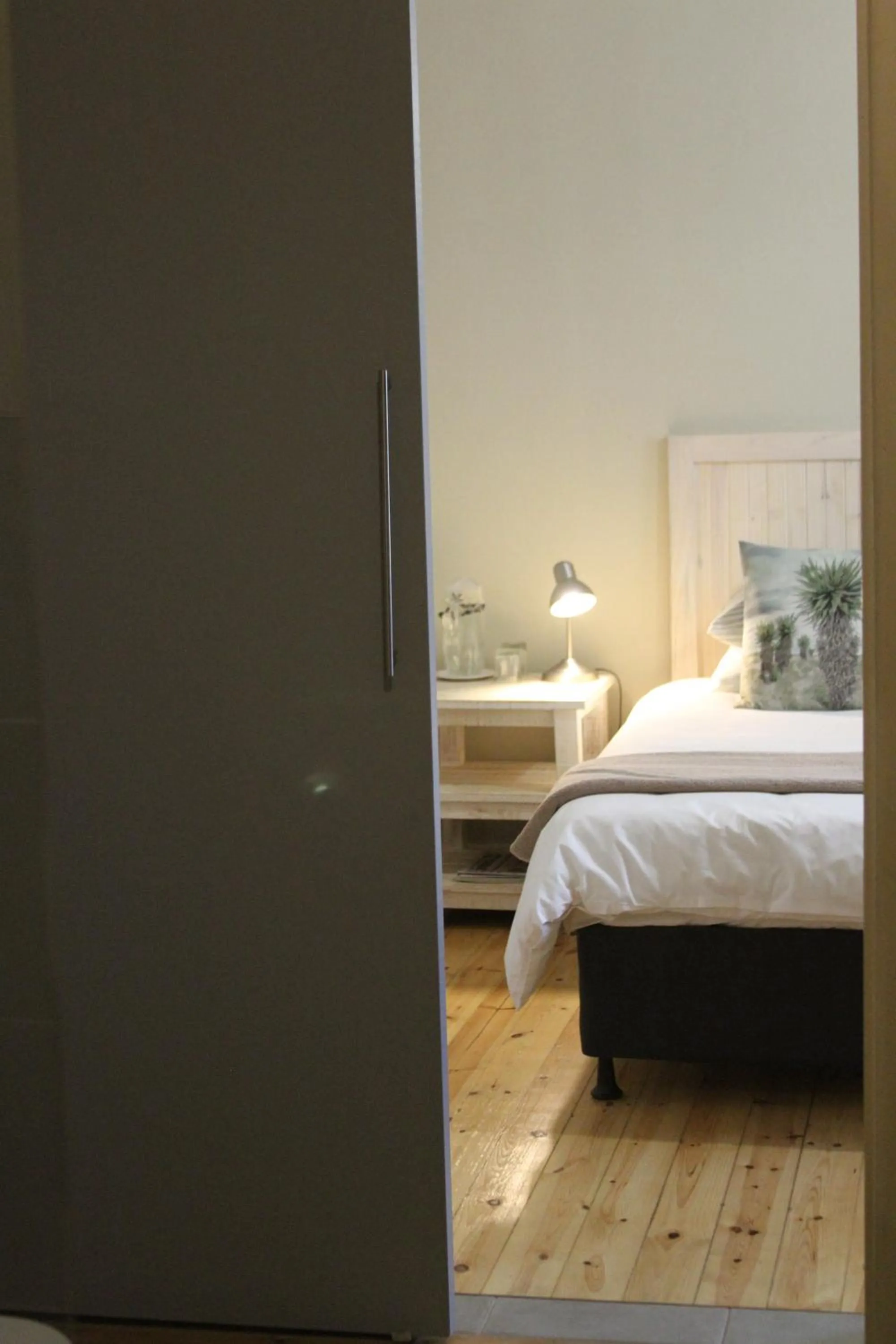 Bed in Ripple Hill Hotel