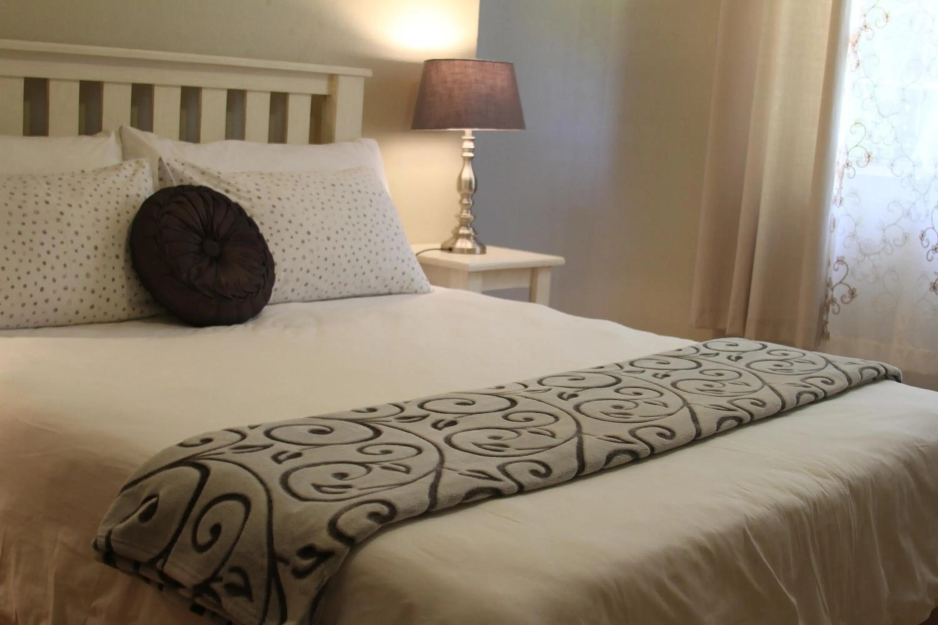 Bed in Ripple Hill Hotel