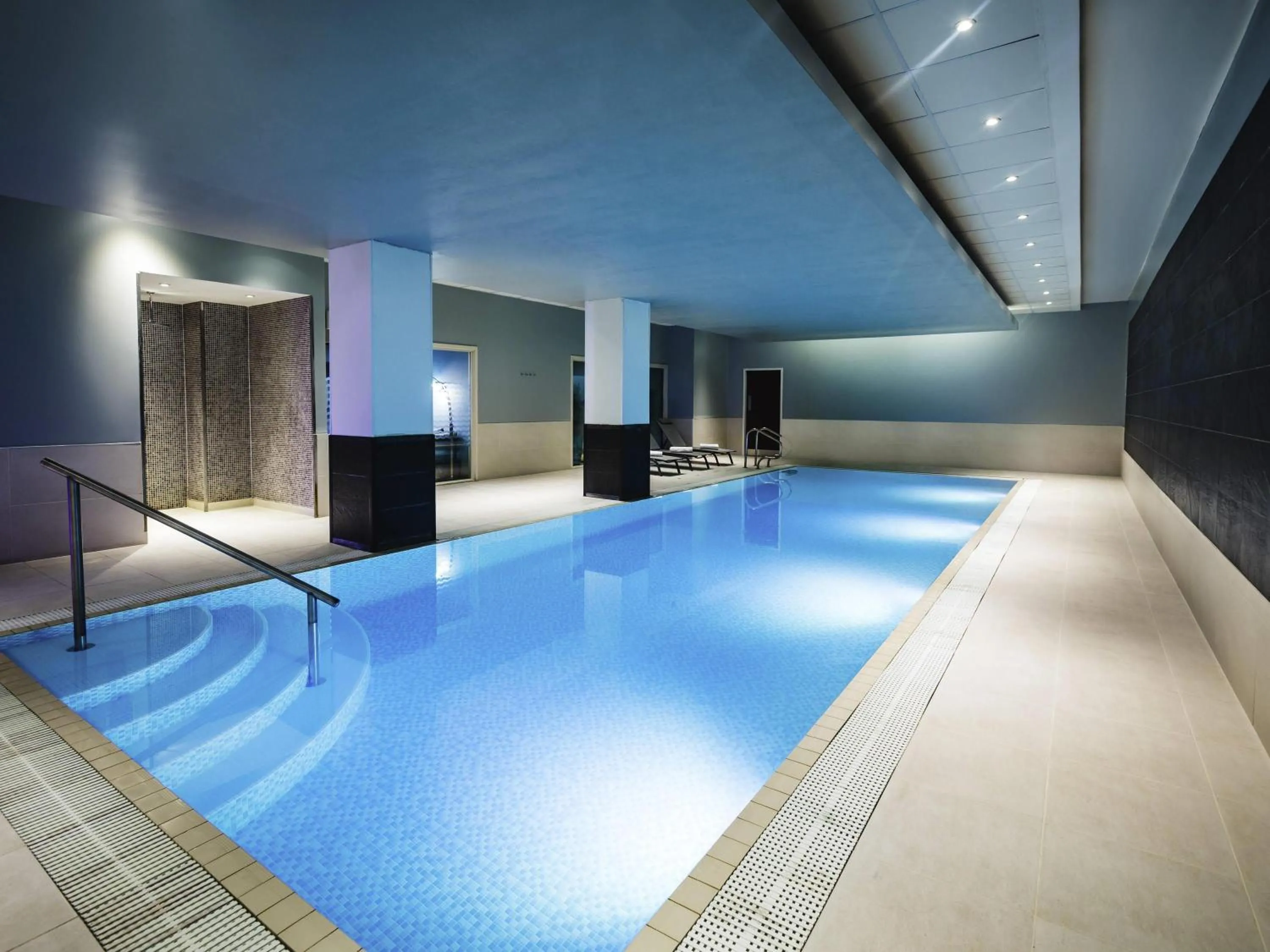 Spa and wellness centre/facilities in Novotel Reading Centre