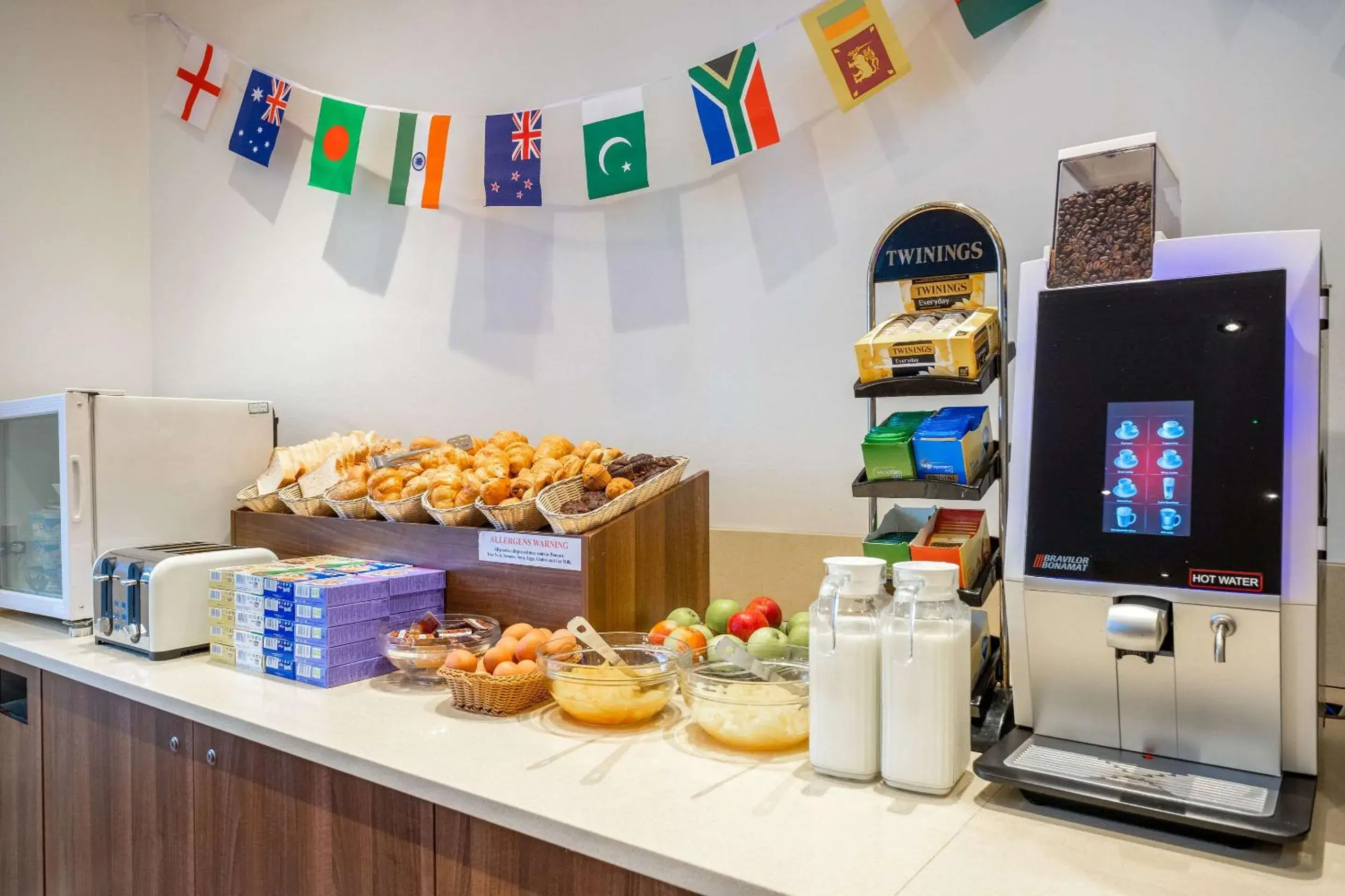 Breakfast in Comfort Inn Edgware Road W2 Breakfast in Comfort Inn Edgware Road W2
