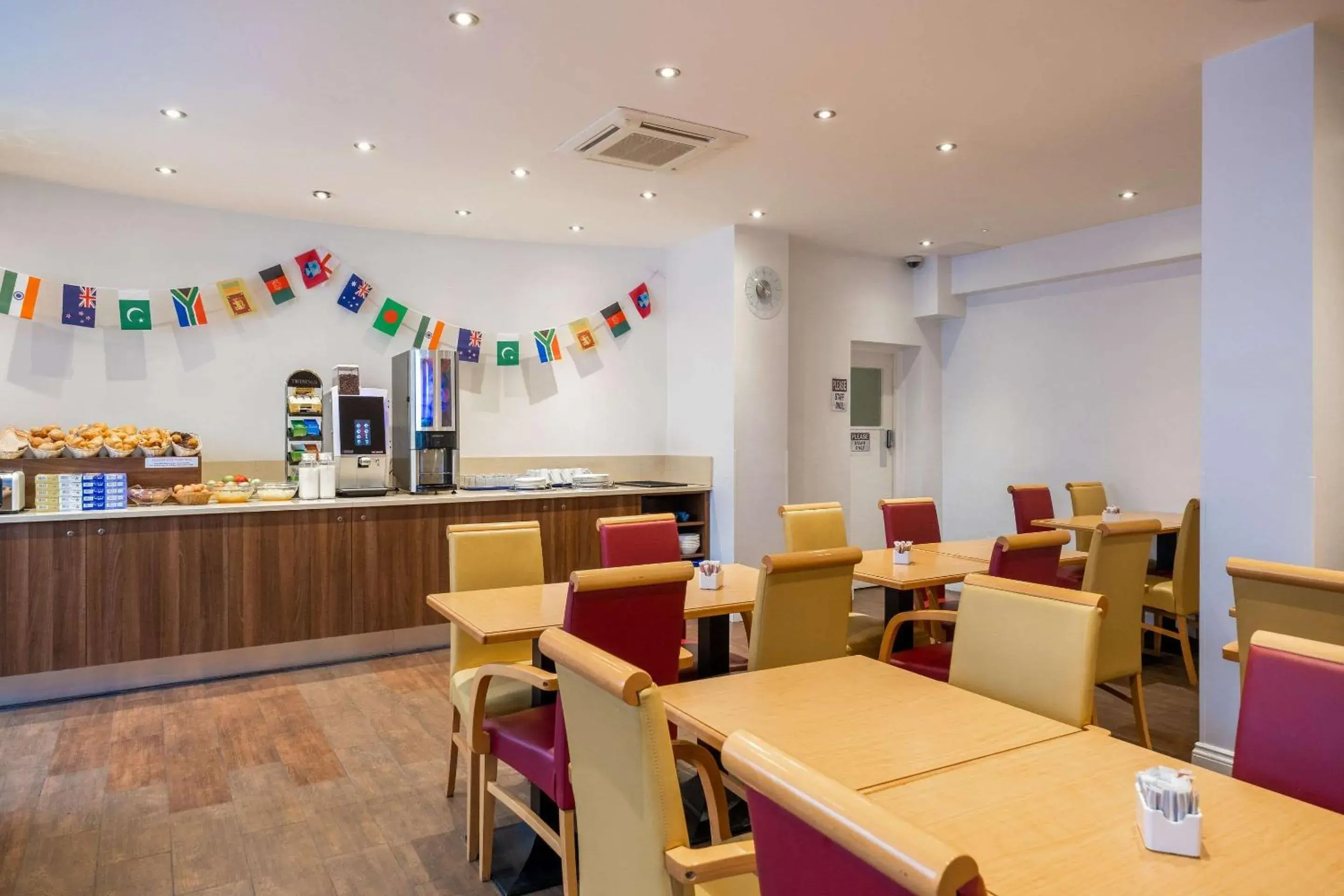 Breakfast in Comfort Inn Edgware Road W2 Breakfast in Comfort Inn Edgware Road W2